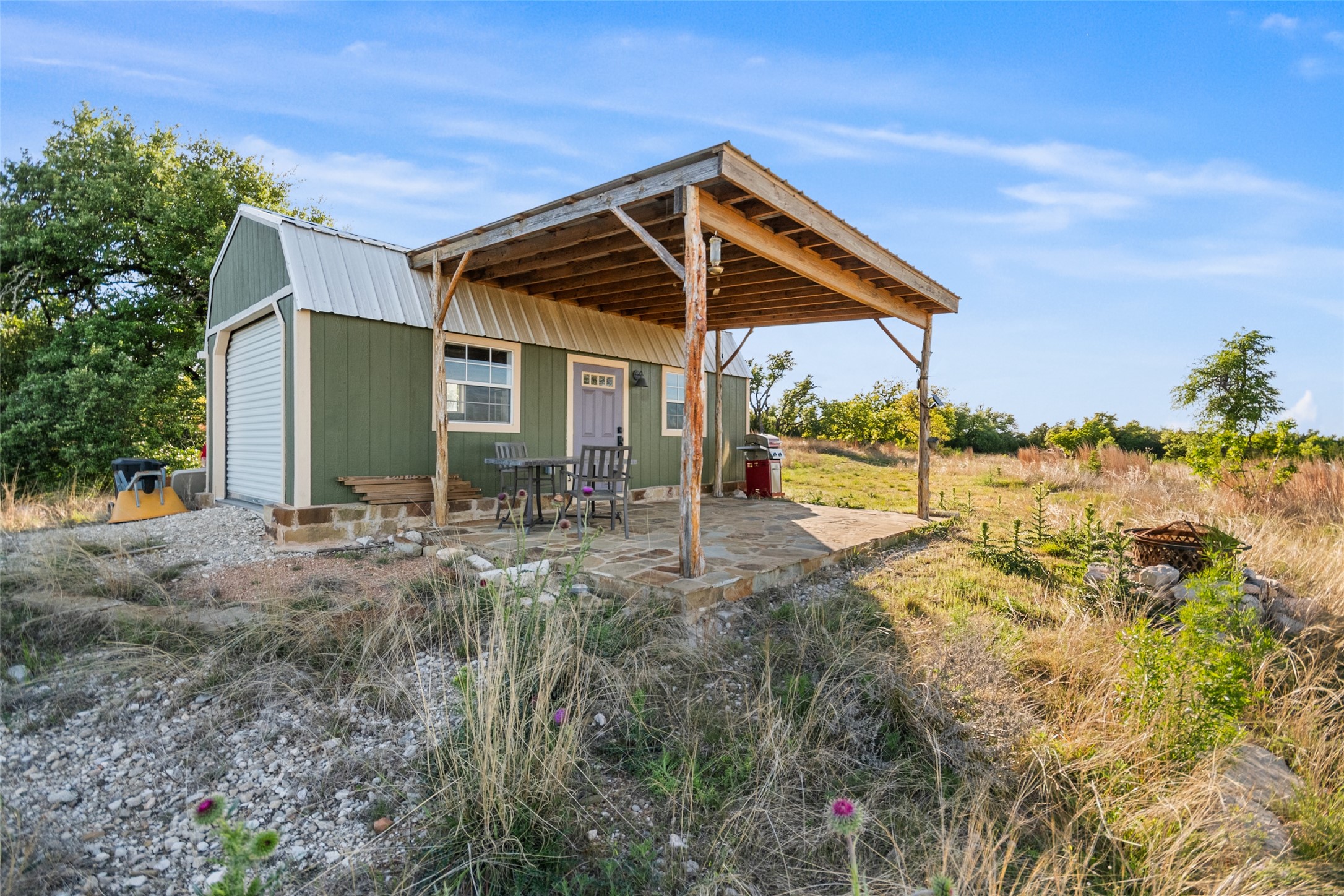 main property photo 5
