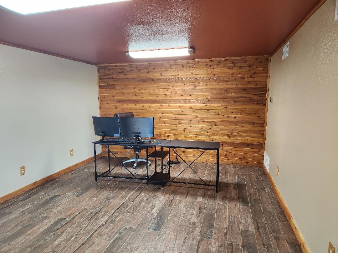 main property photo 18