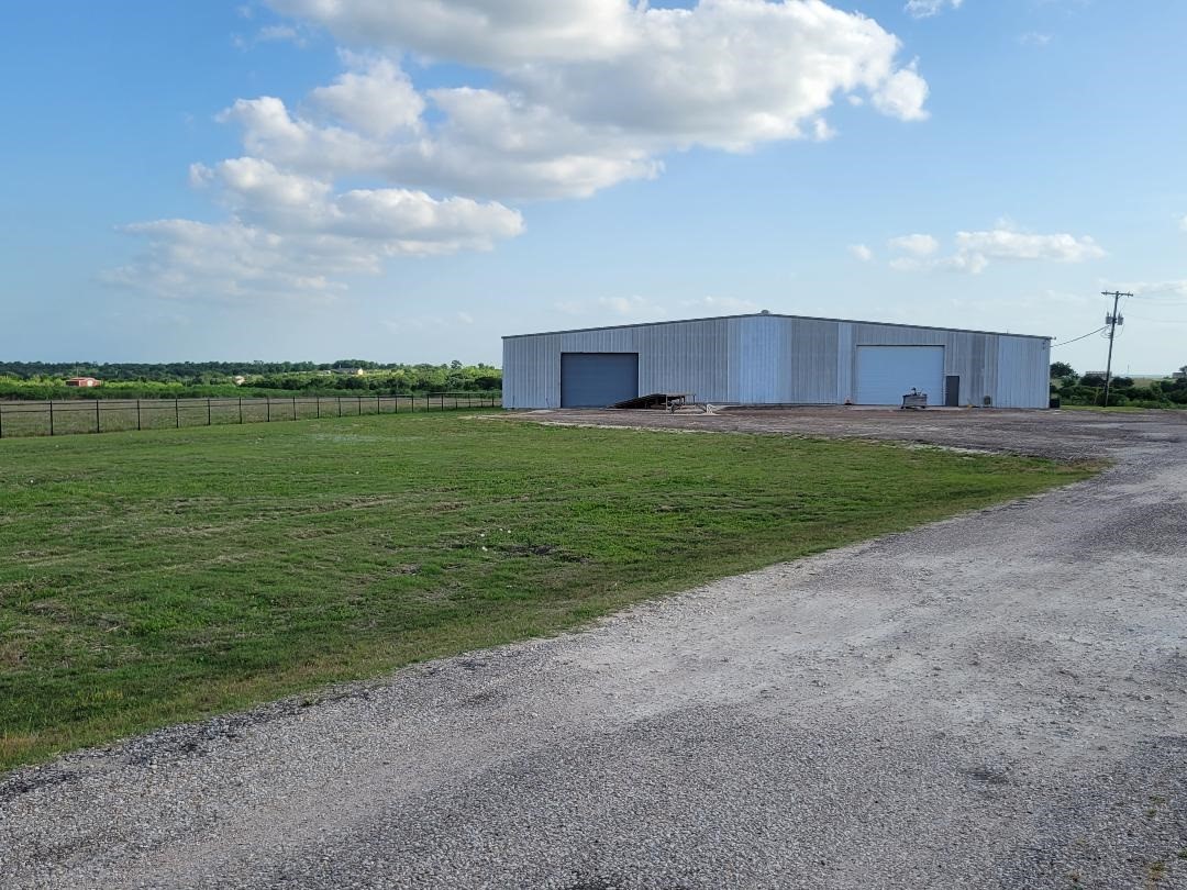 main property photo 7