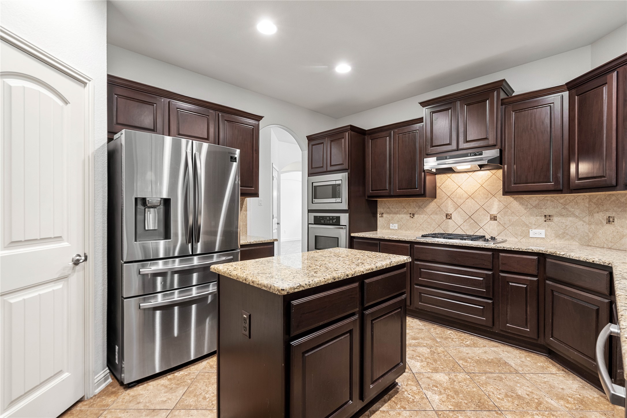 main property photo 17