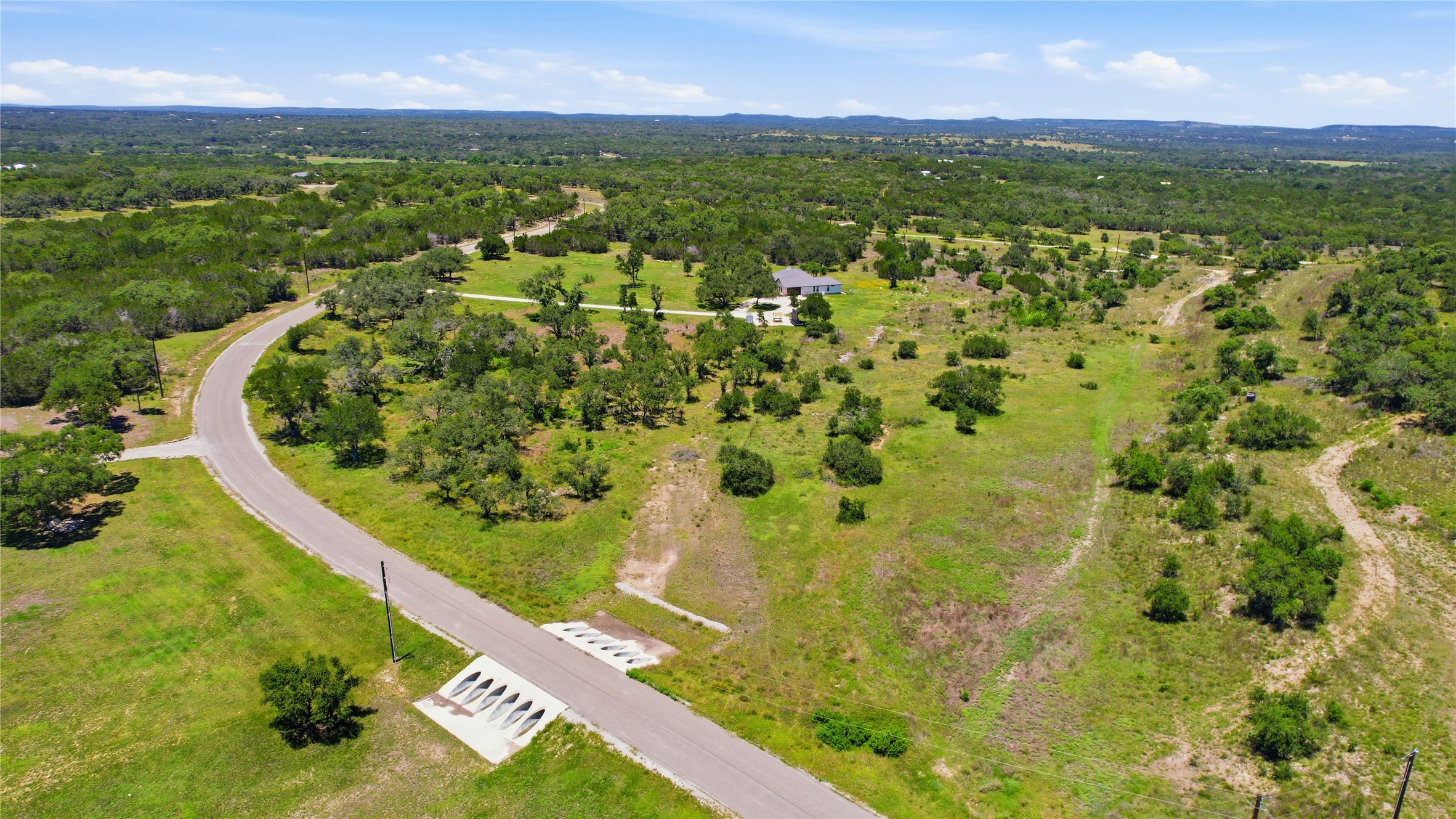 main property photo 20