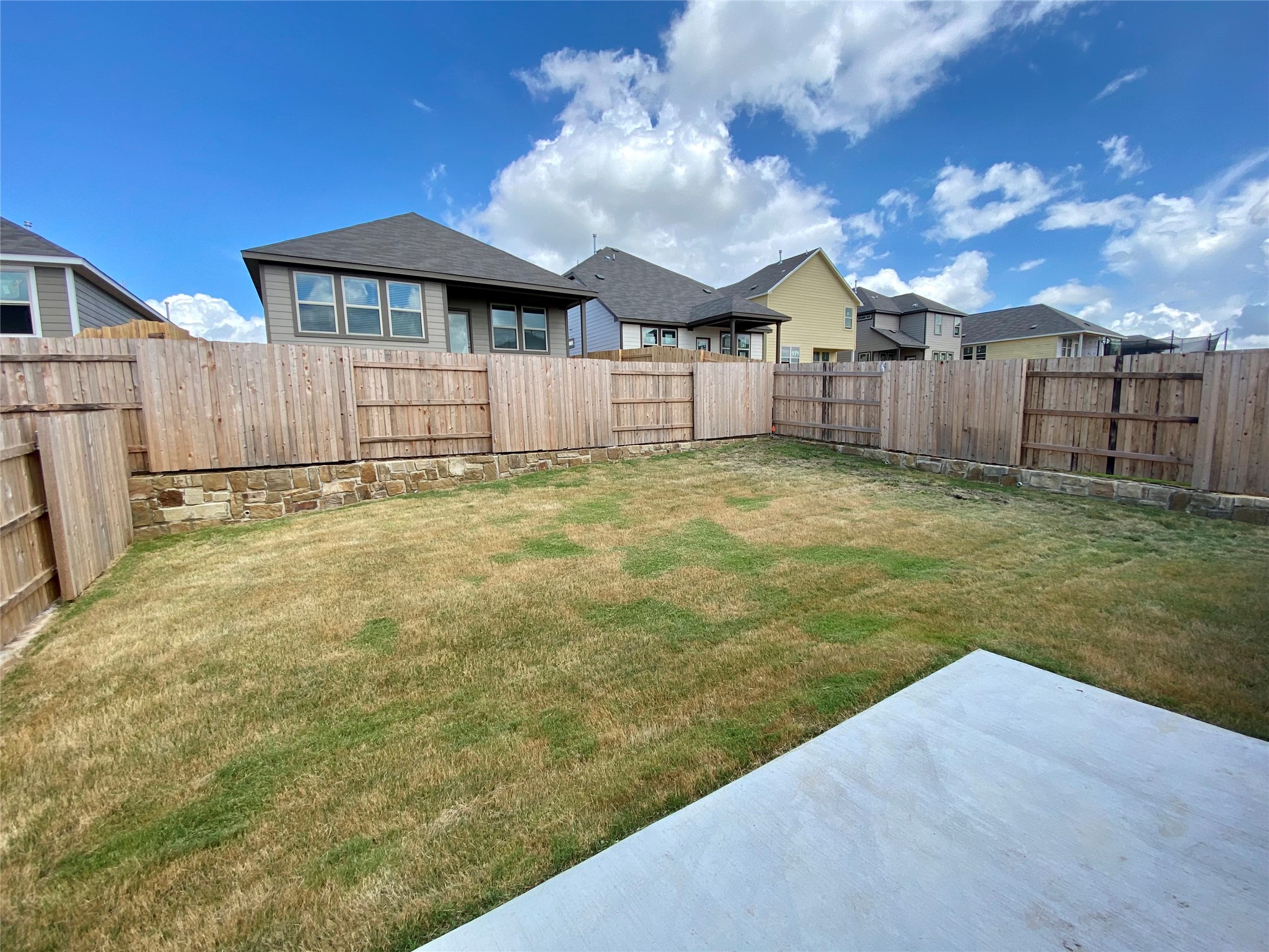 main property photo 19