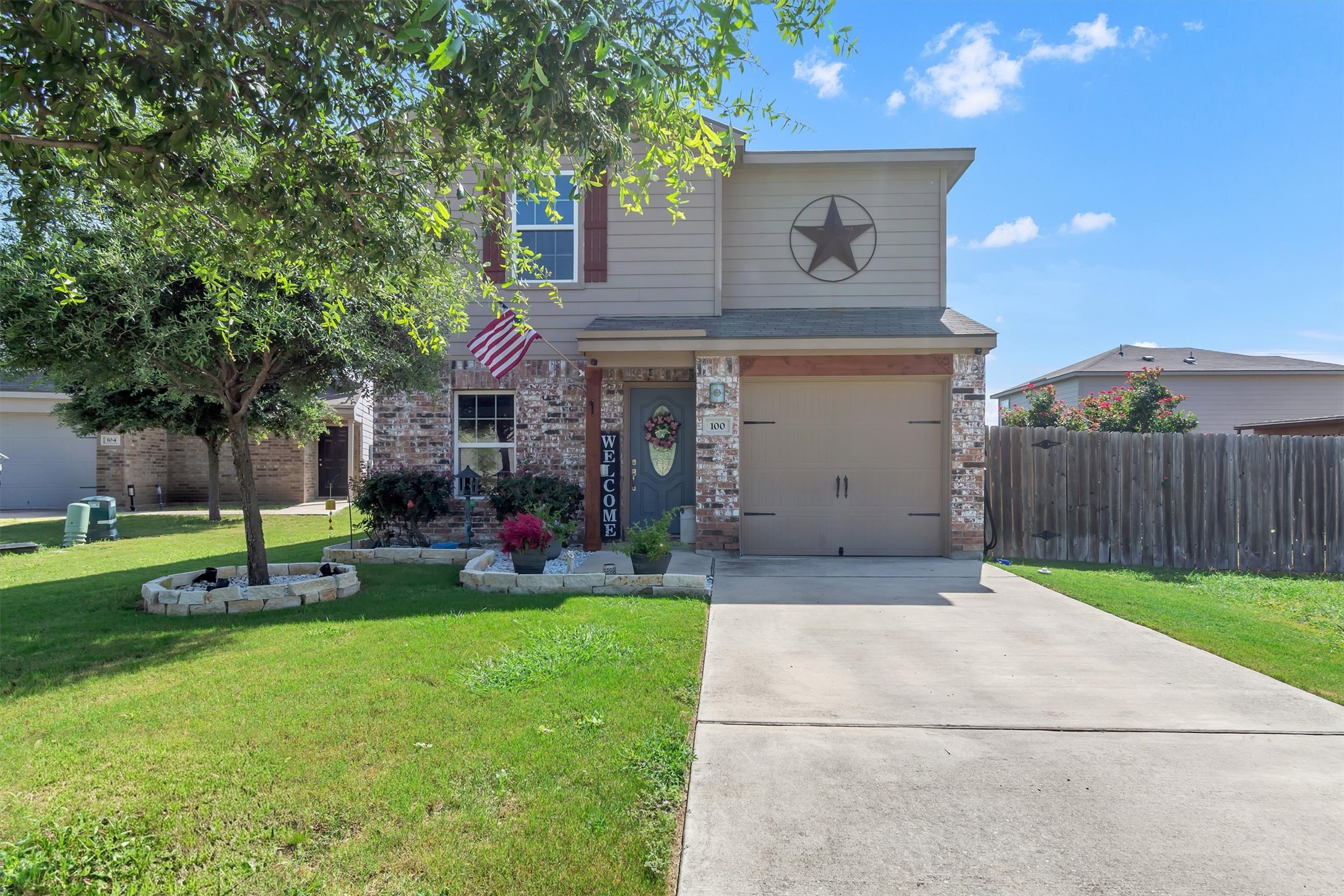 main property photo 18