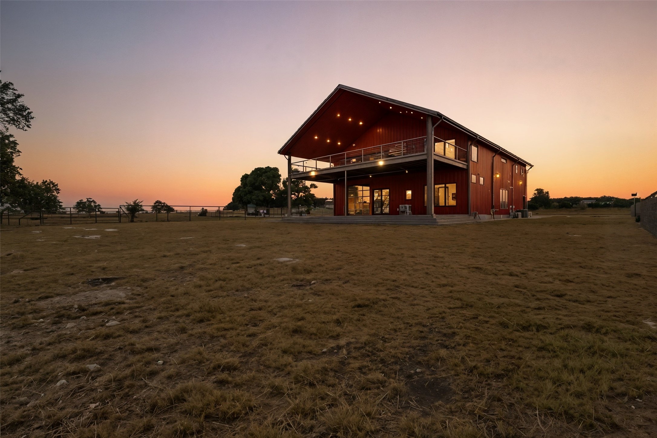 main property photo 32