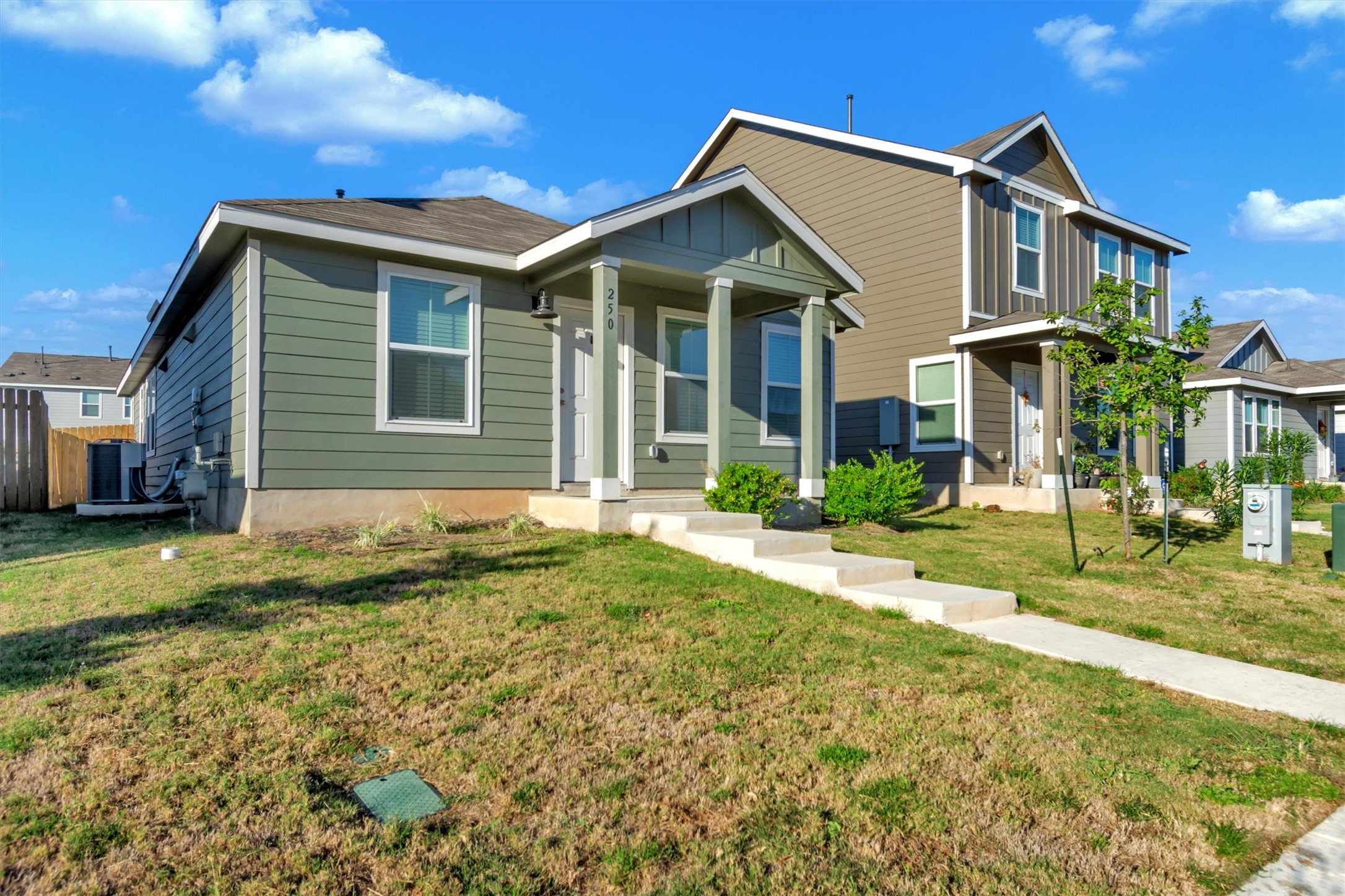 main property photo 14