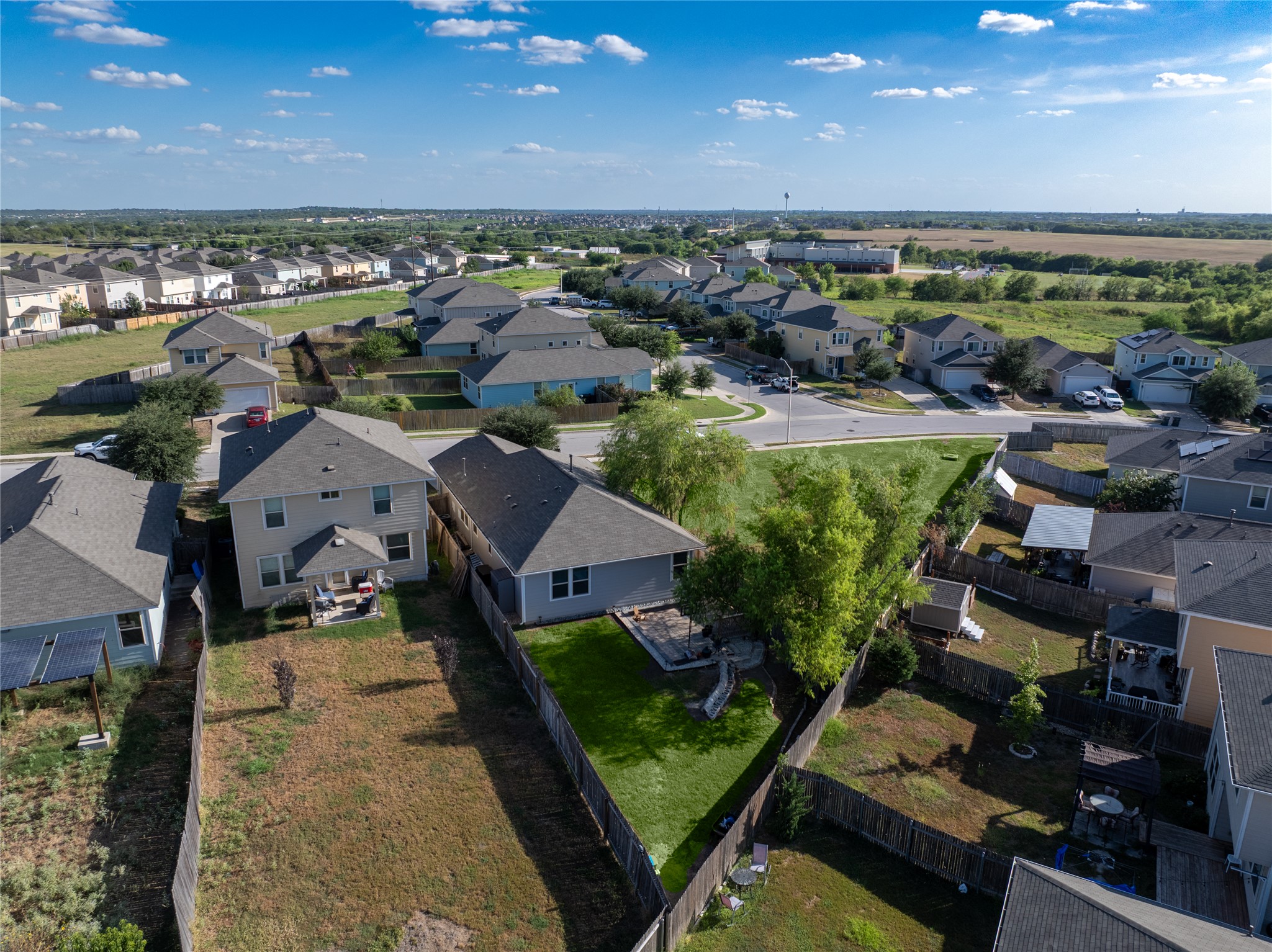 main property photo 27