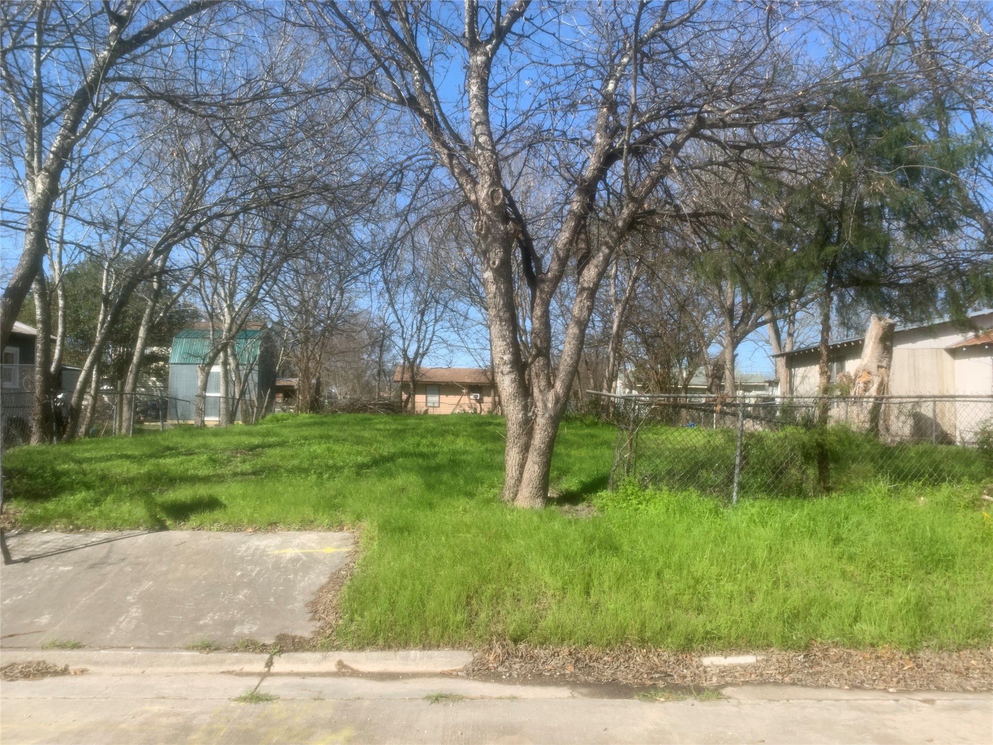 main property photo 2