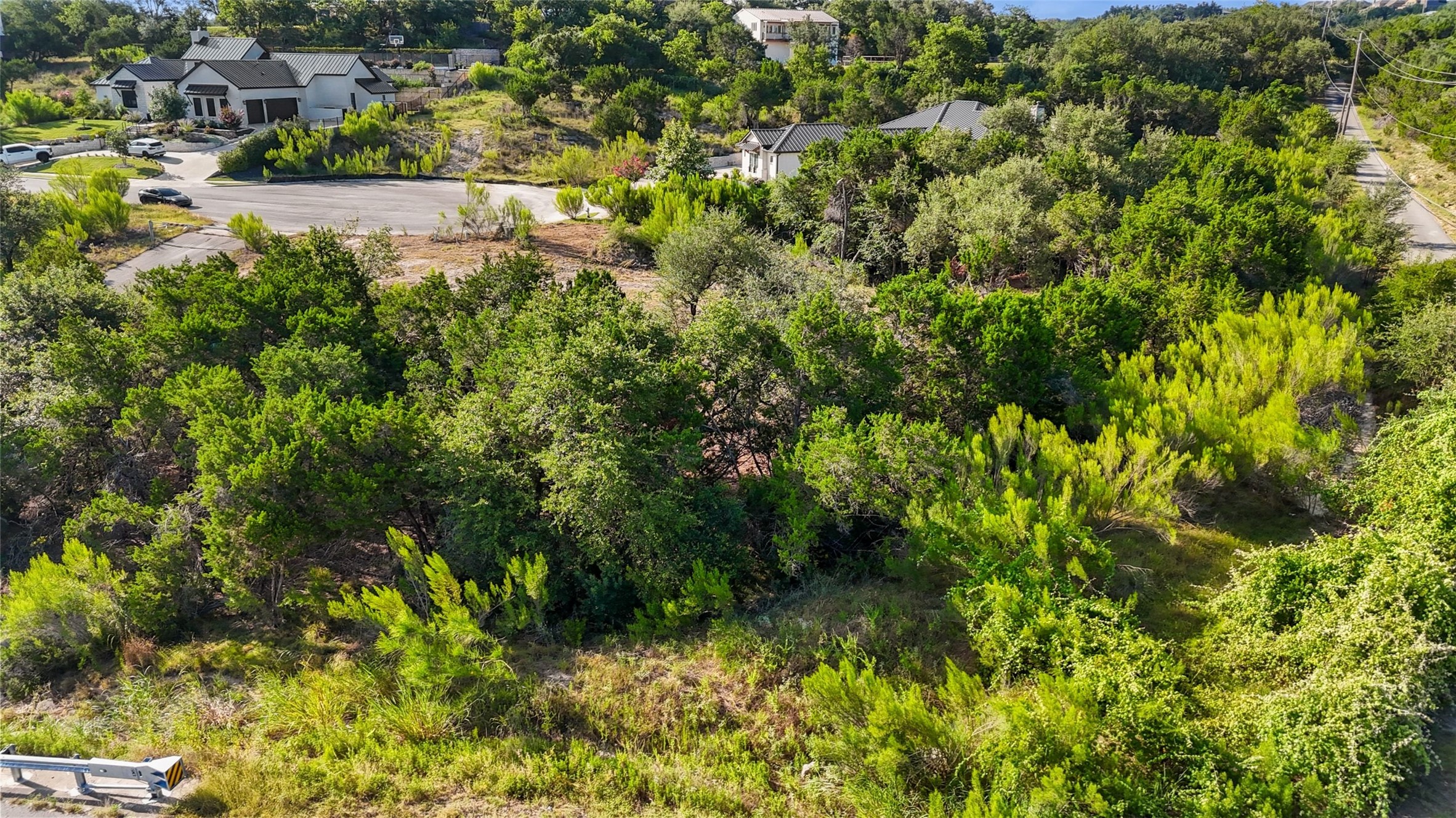 main property photo 20