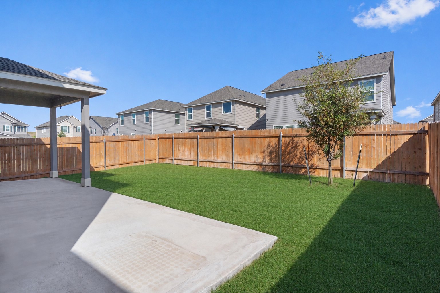 main property photo 35
