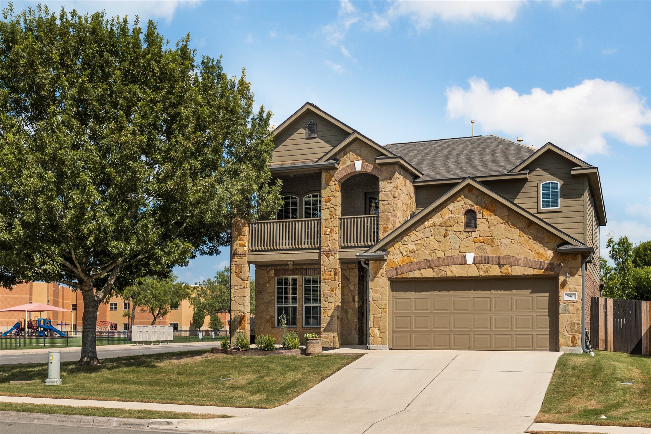 main property photo 36