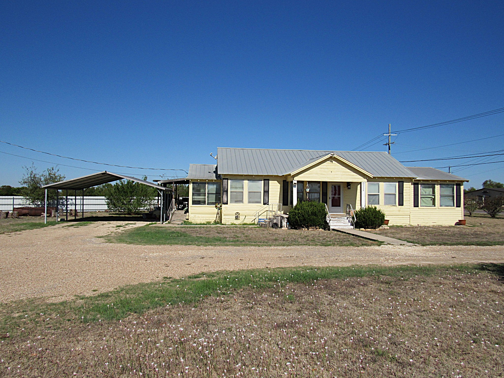 main property photo 36