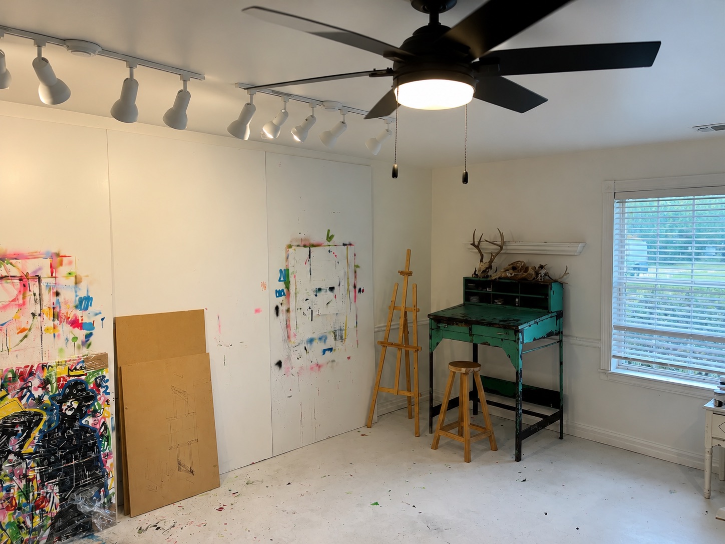 main property photo 13