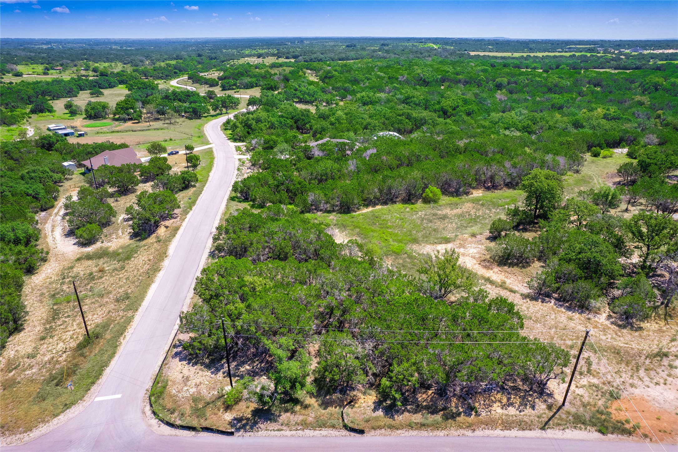 main property photo 3
