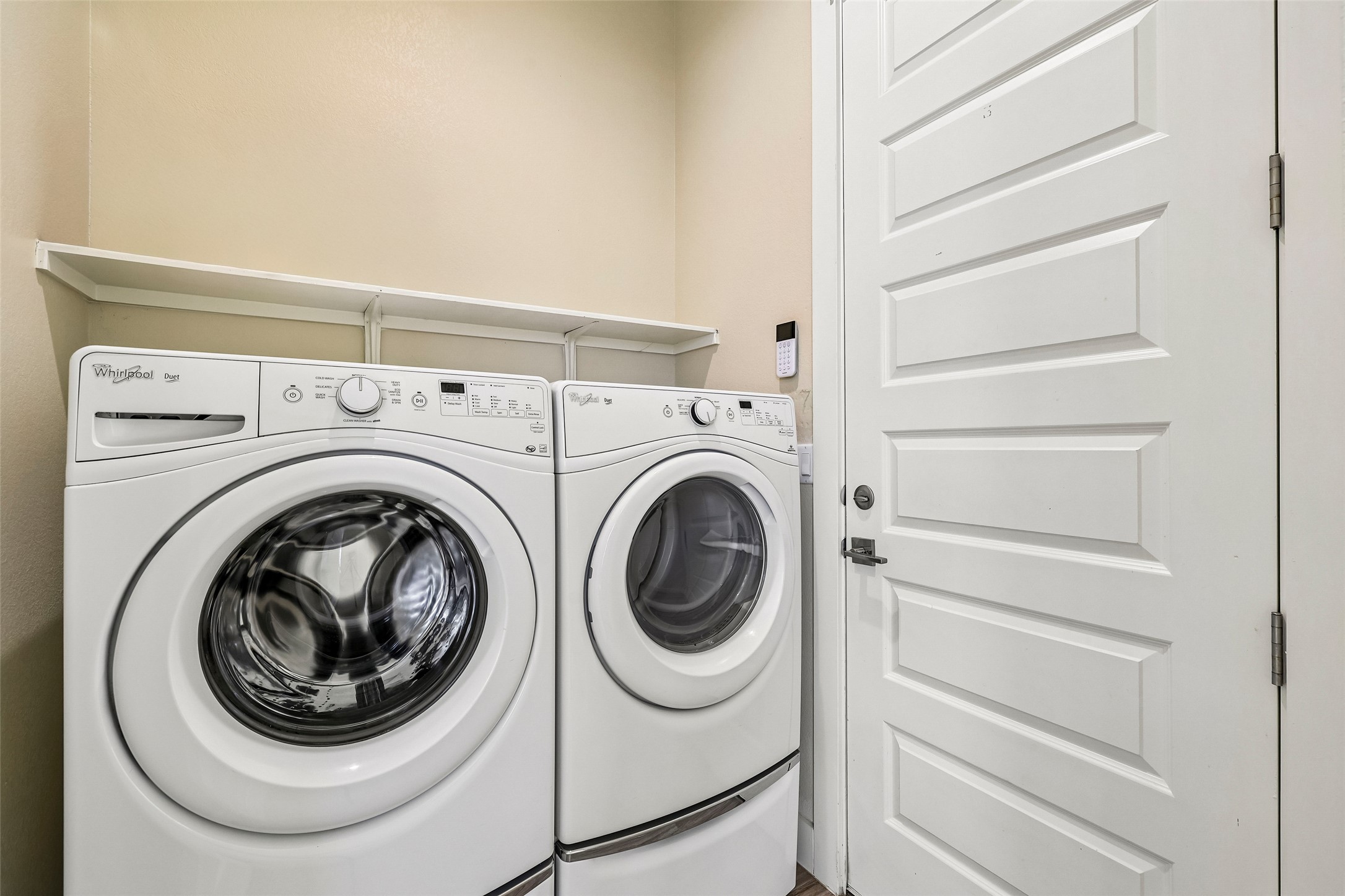 main property photo 18