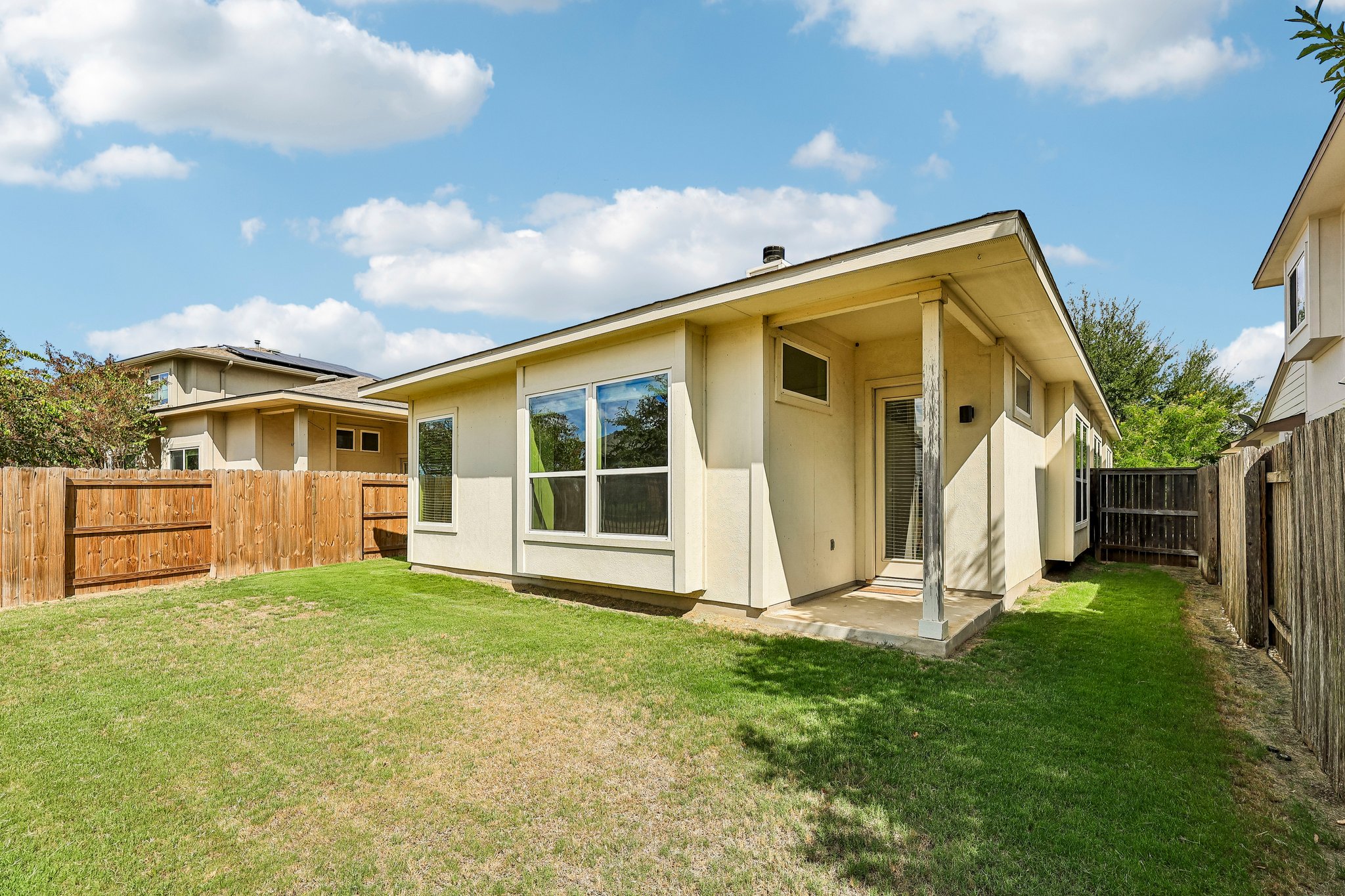 main property photo 32