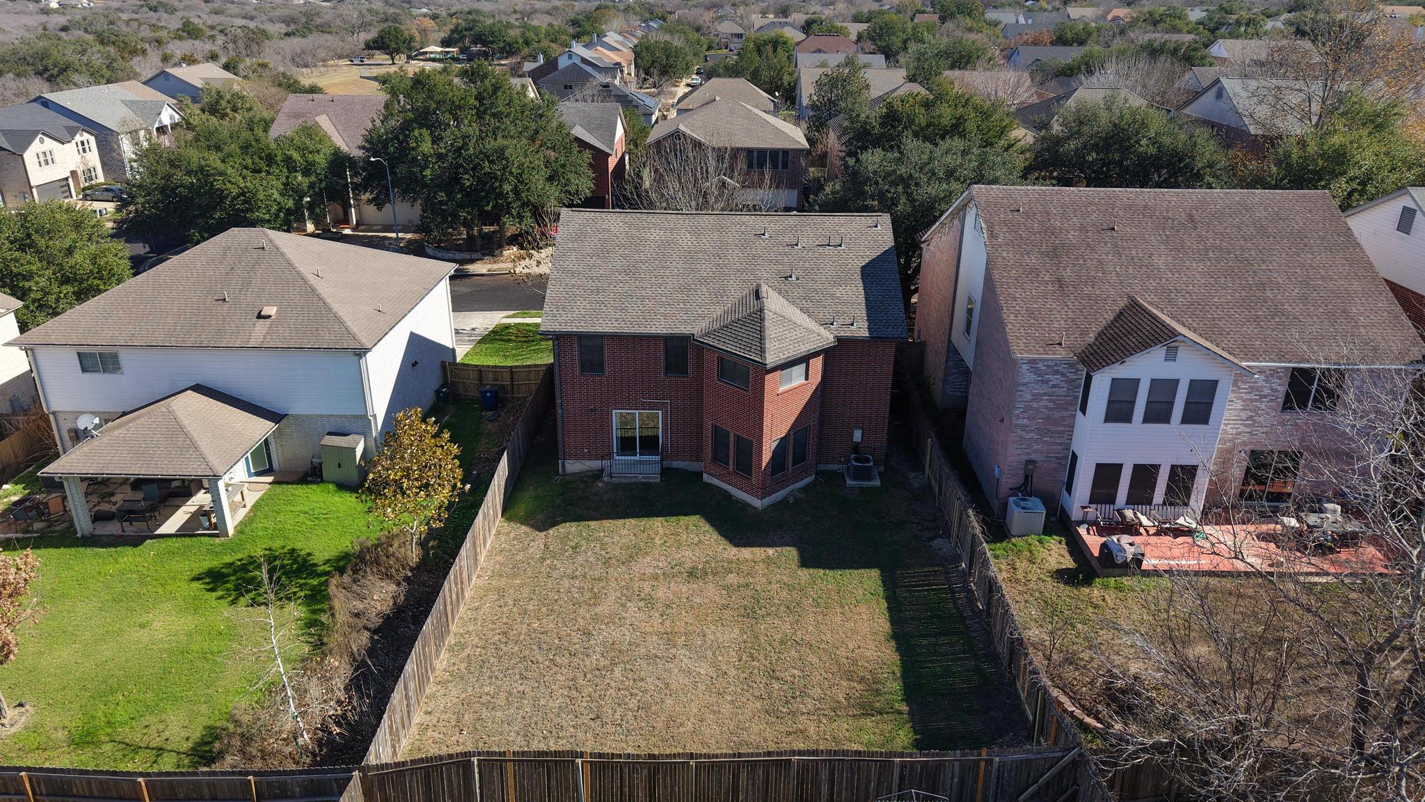 main property photo 32