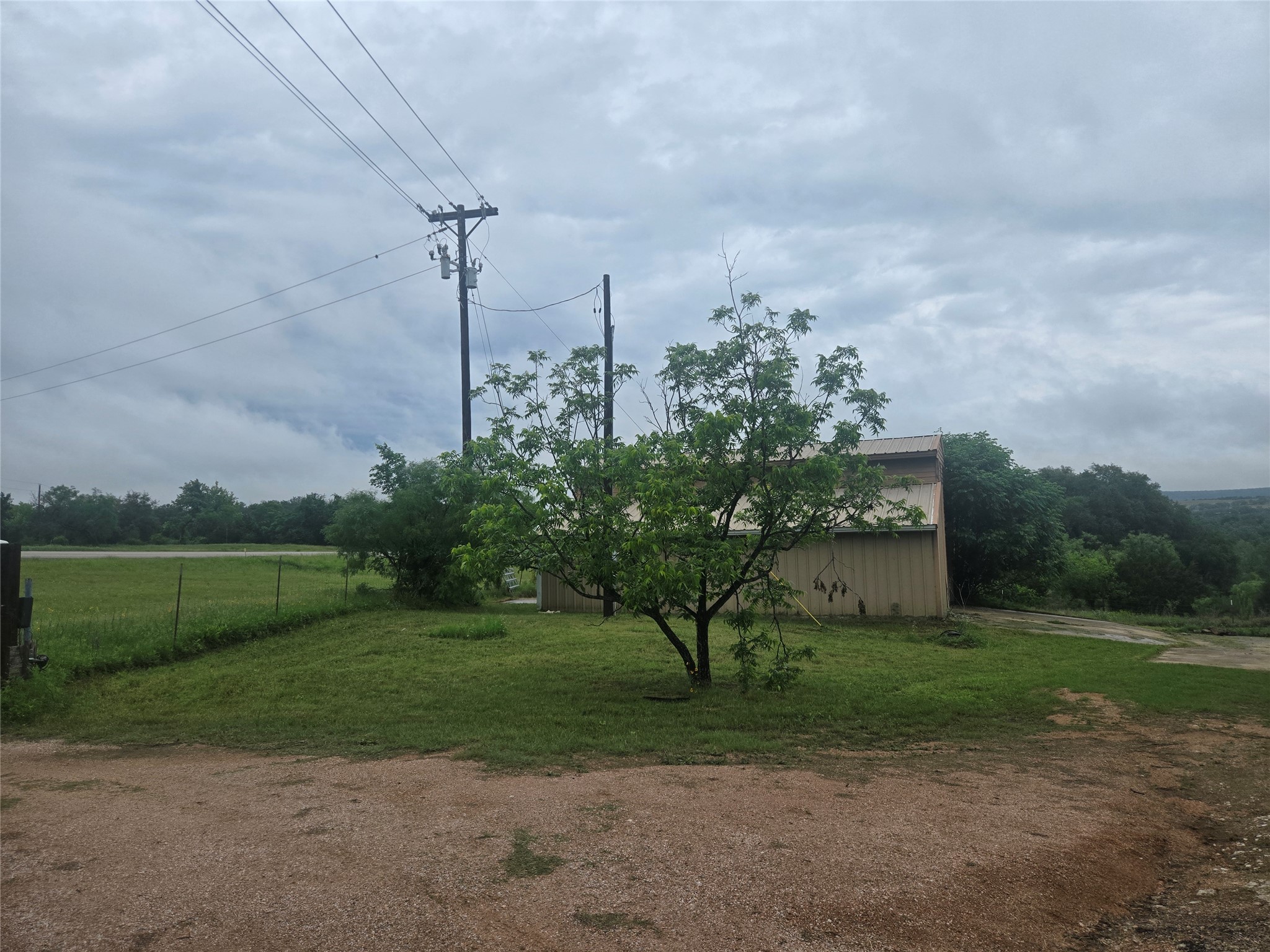 main property photo 12
