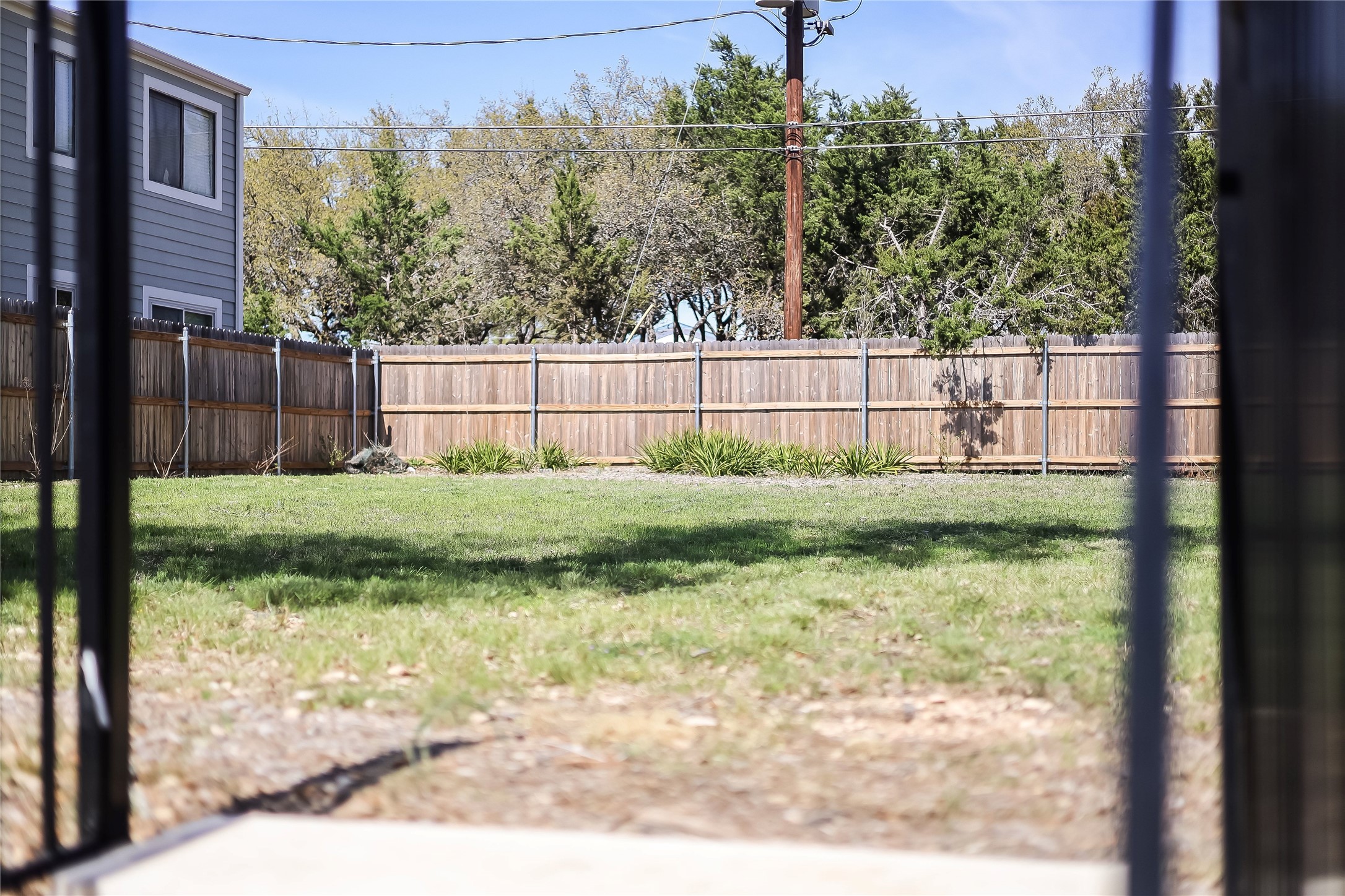 main property photo 23