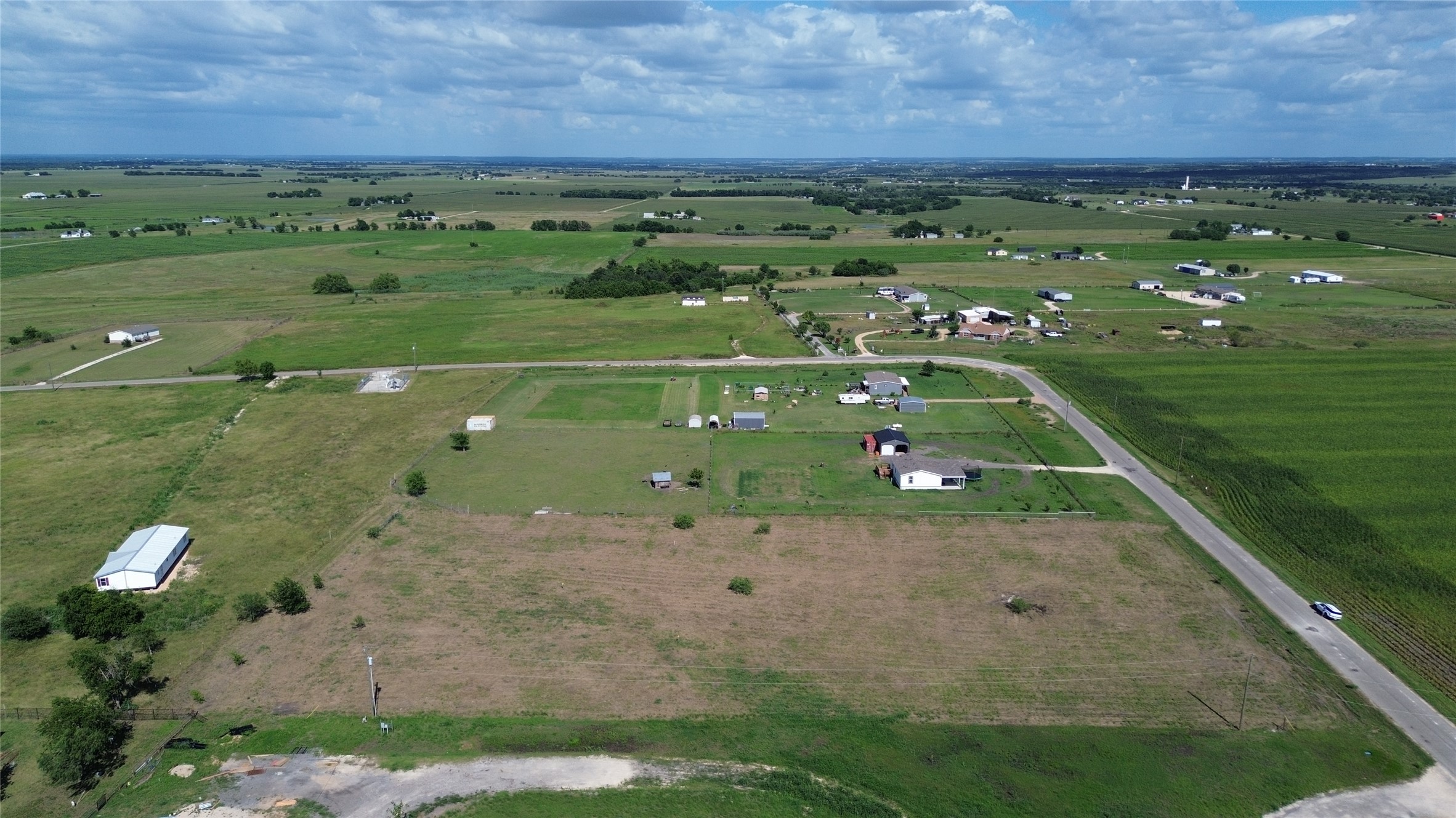 main property photo 5