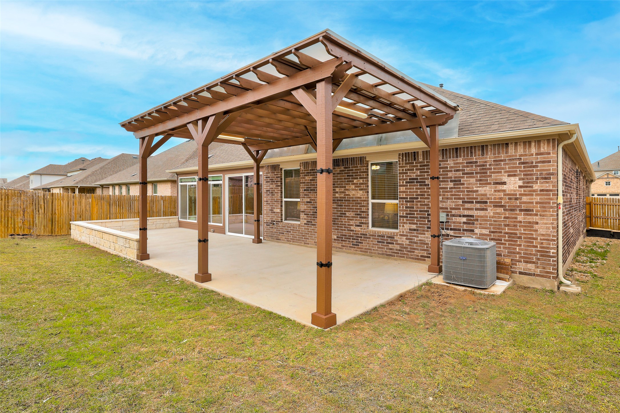 main property photo 34