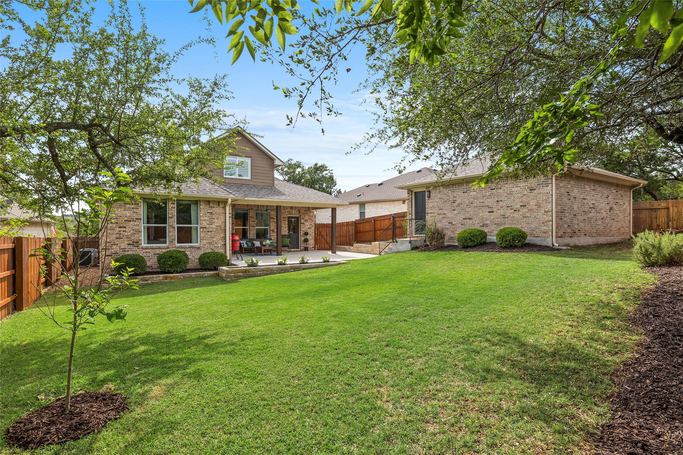main property photo 35