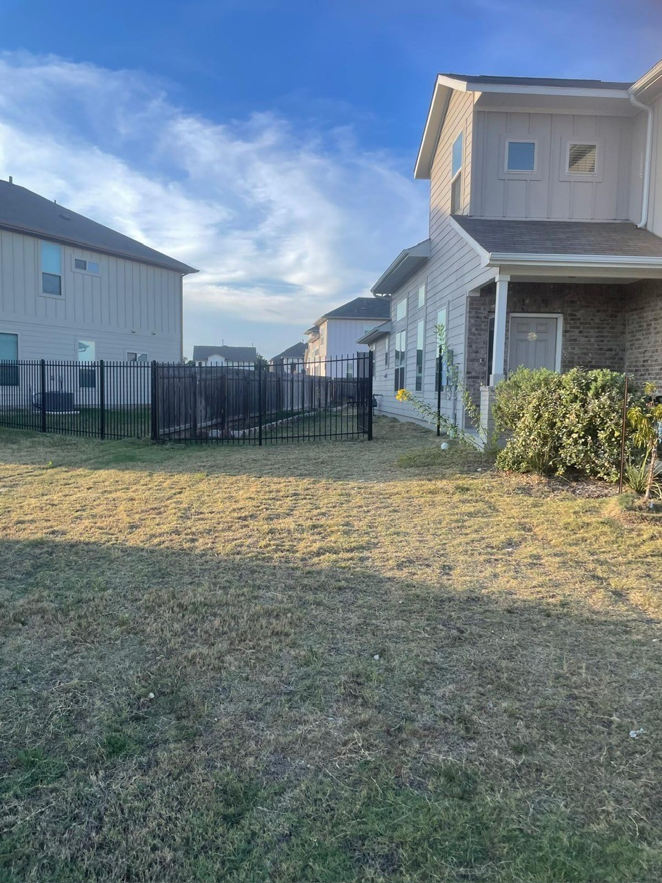 main property photo 9