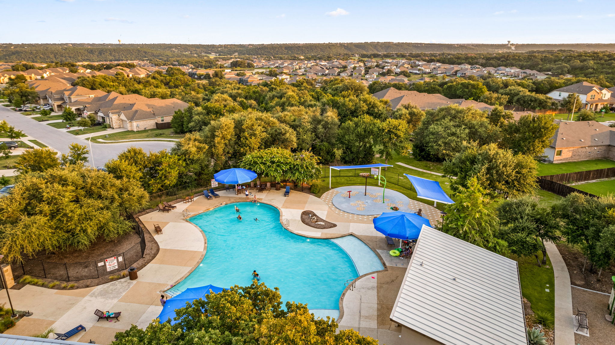 main property photo 24