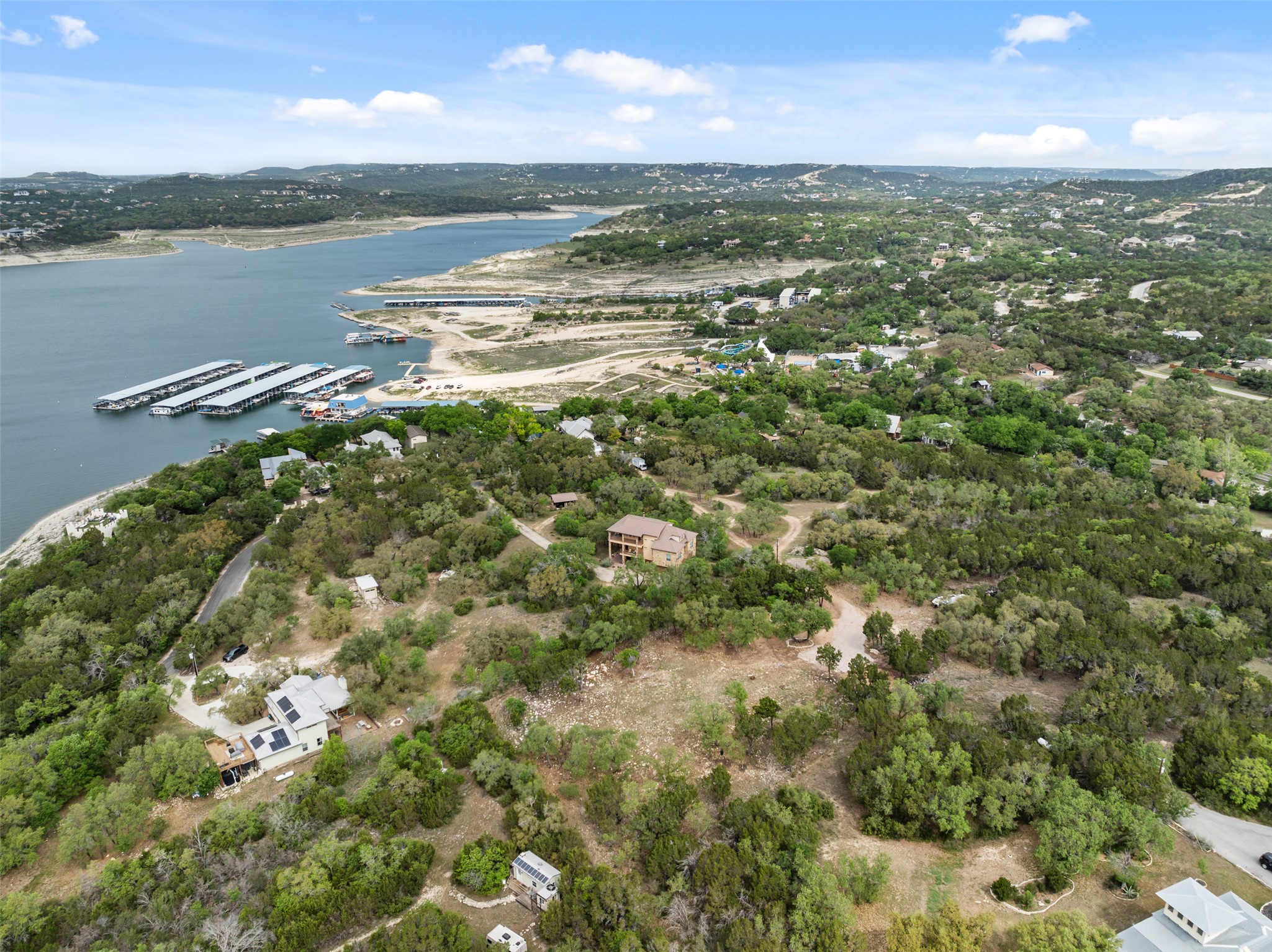 main property photo 33