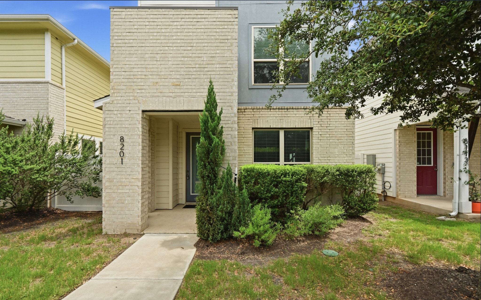 main property photo 4