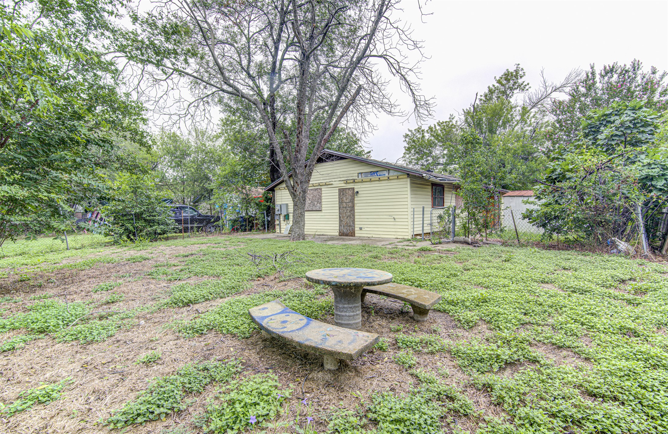 main property photo 18