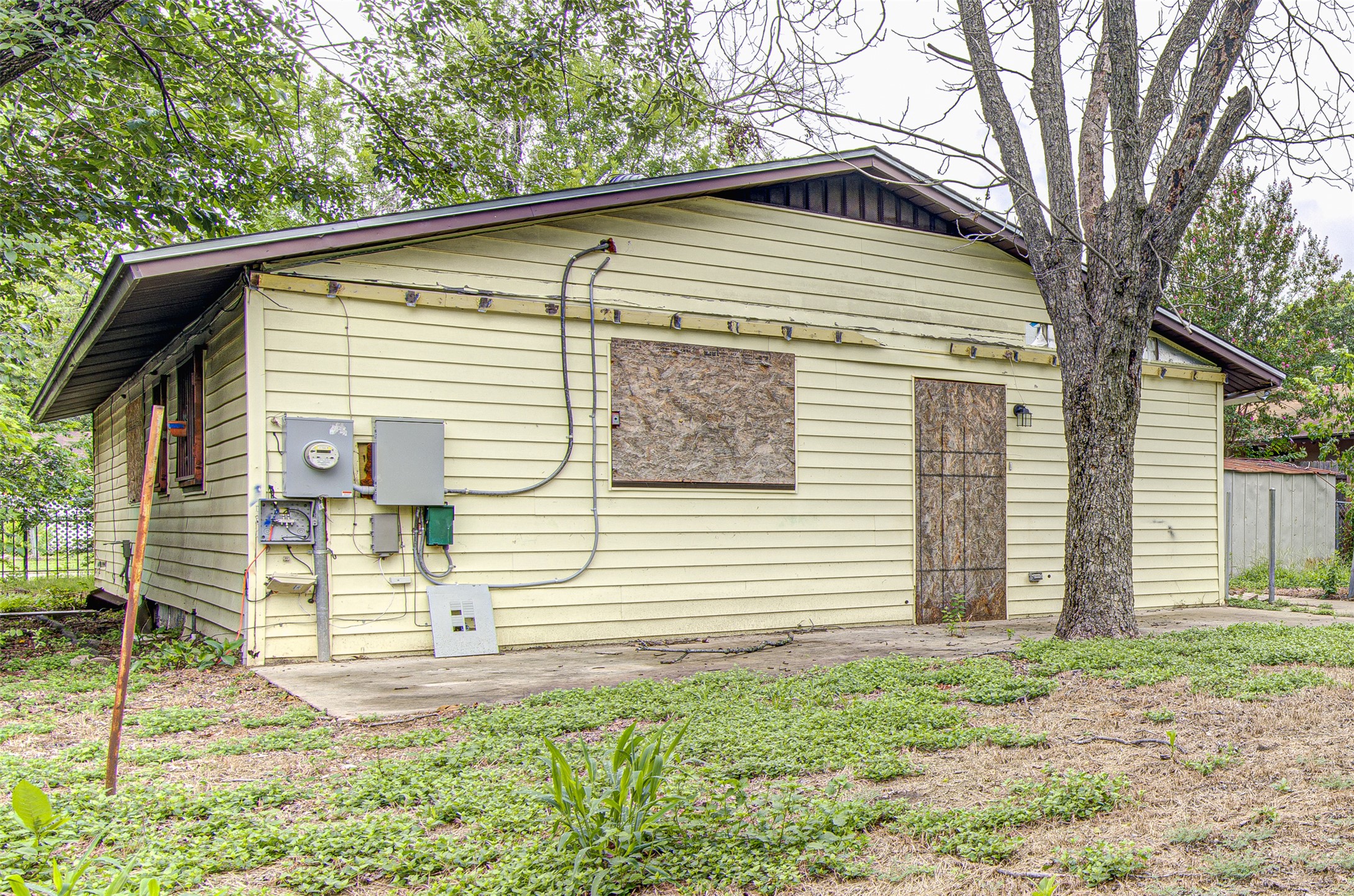 main property photo 19