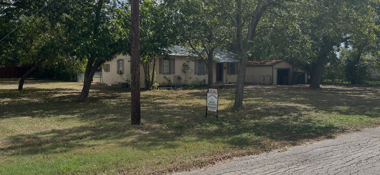 main property photo 3