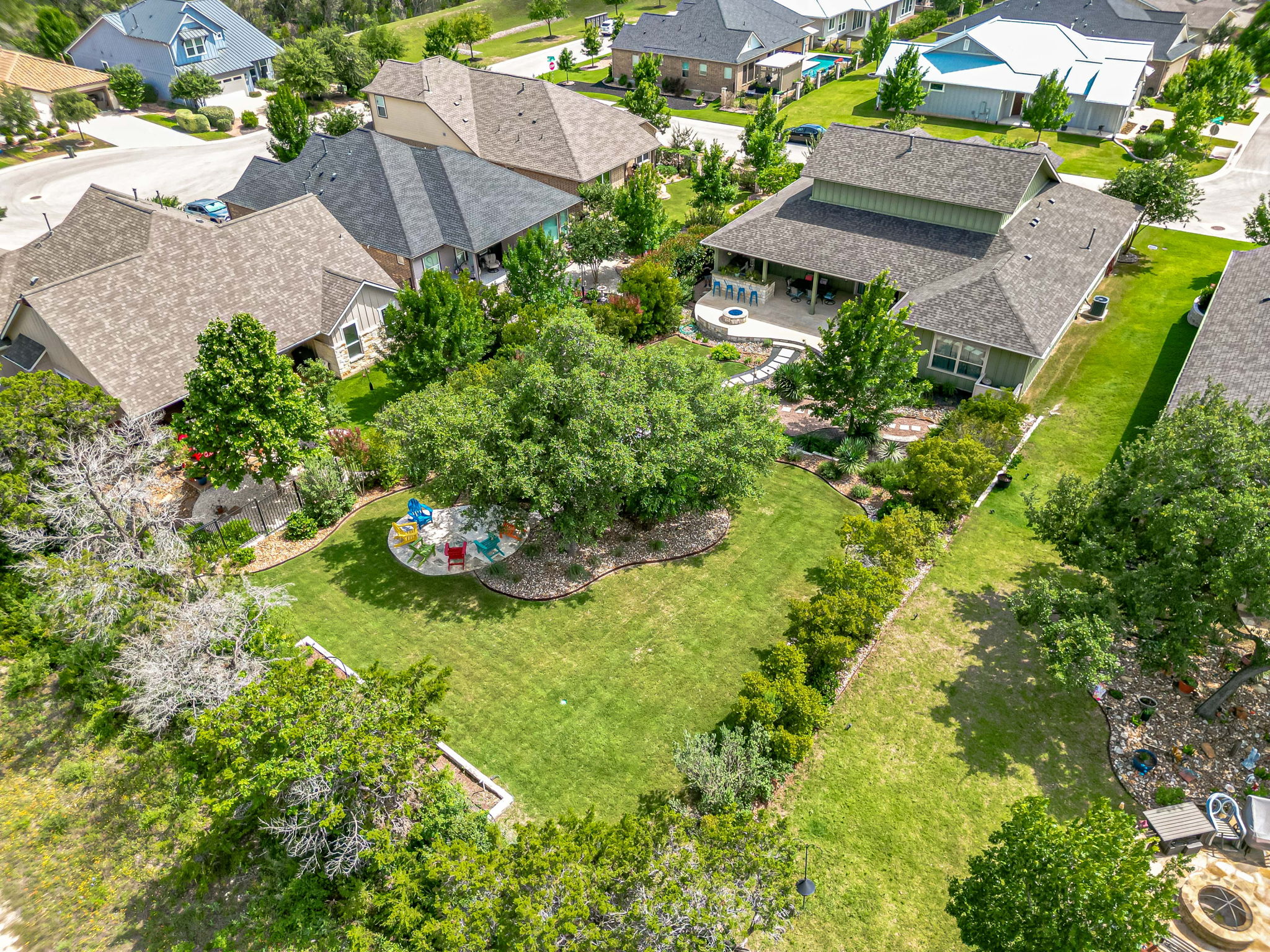 main property photo 39