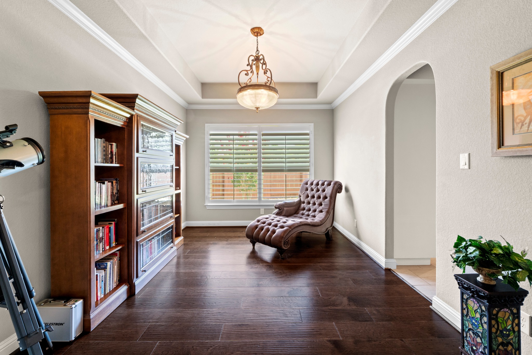main property photo 9