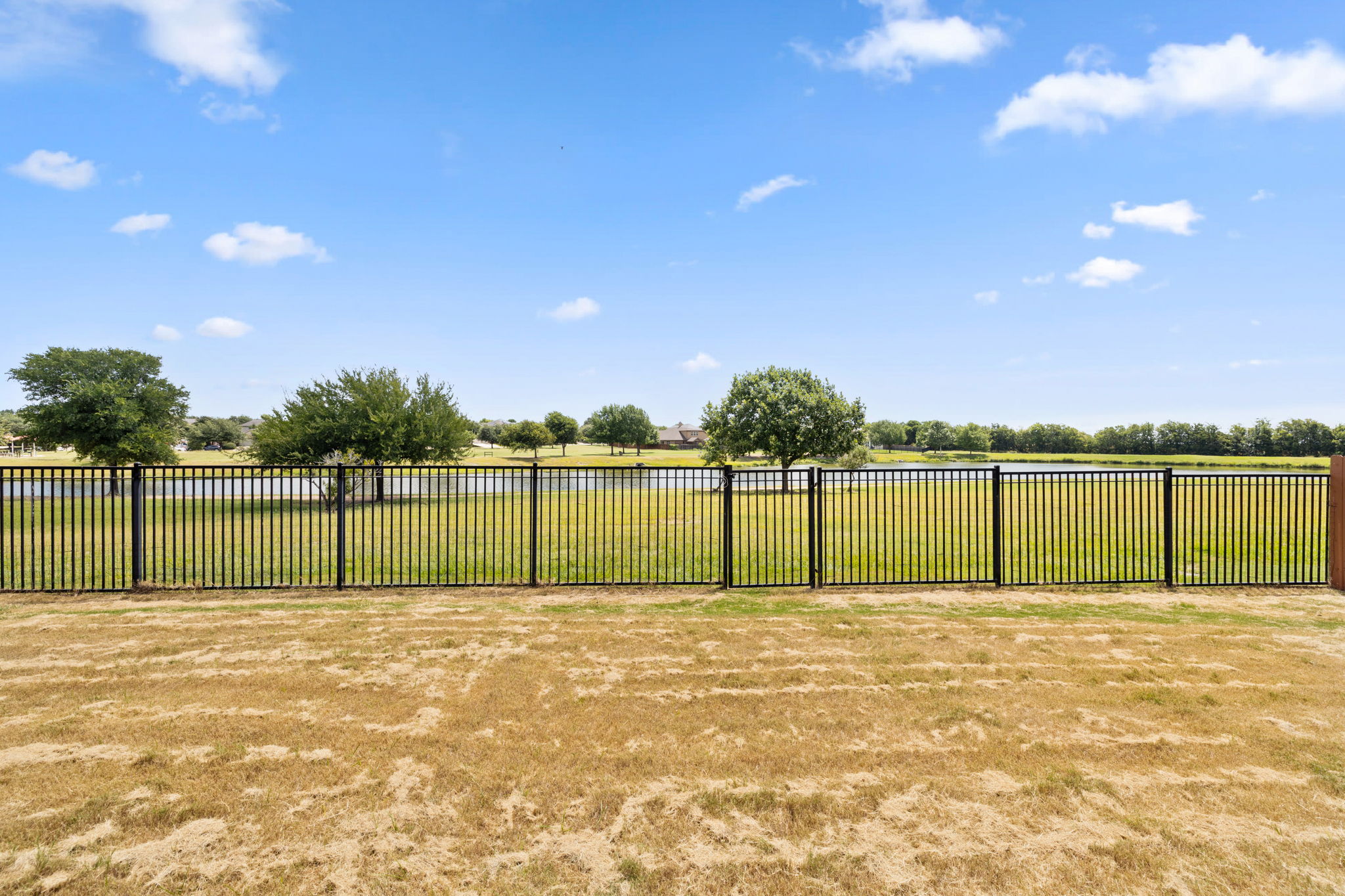 main property photo 36