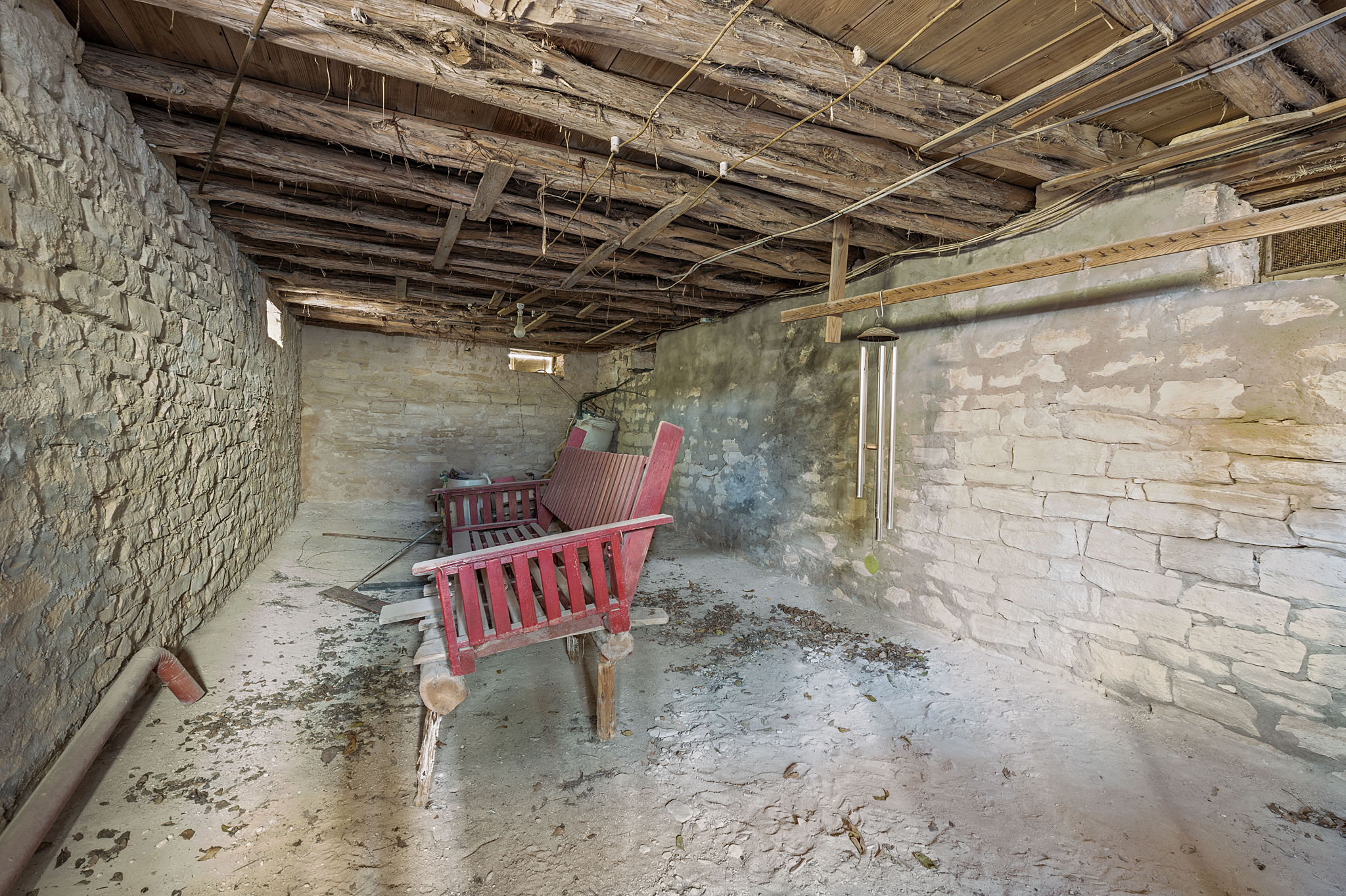 main property photo 11