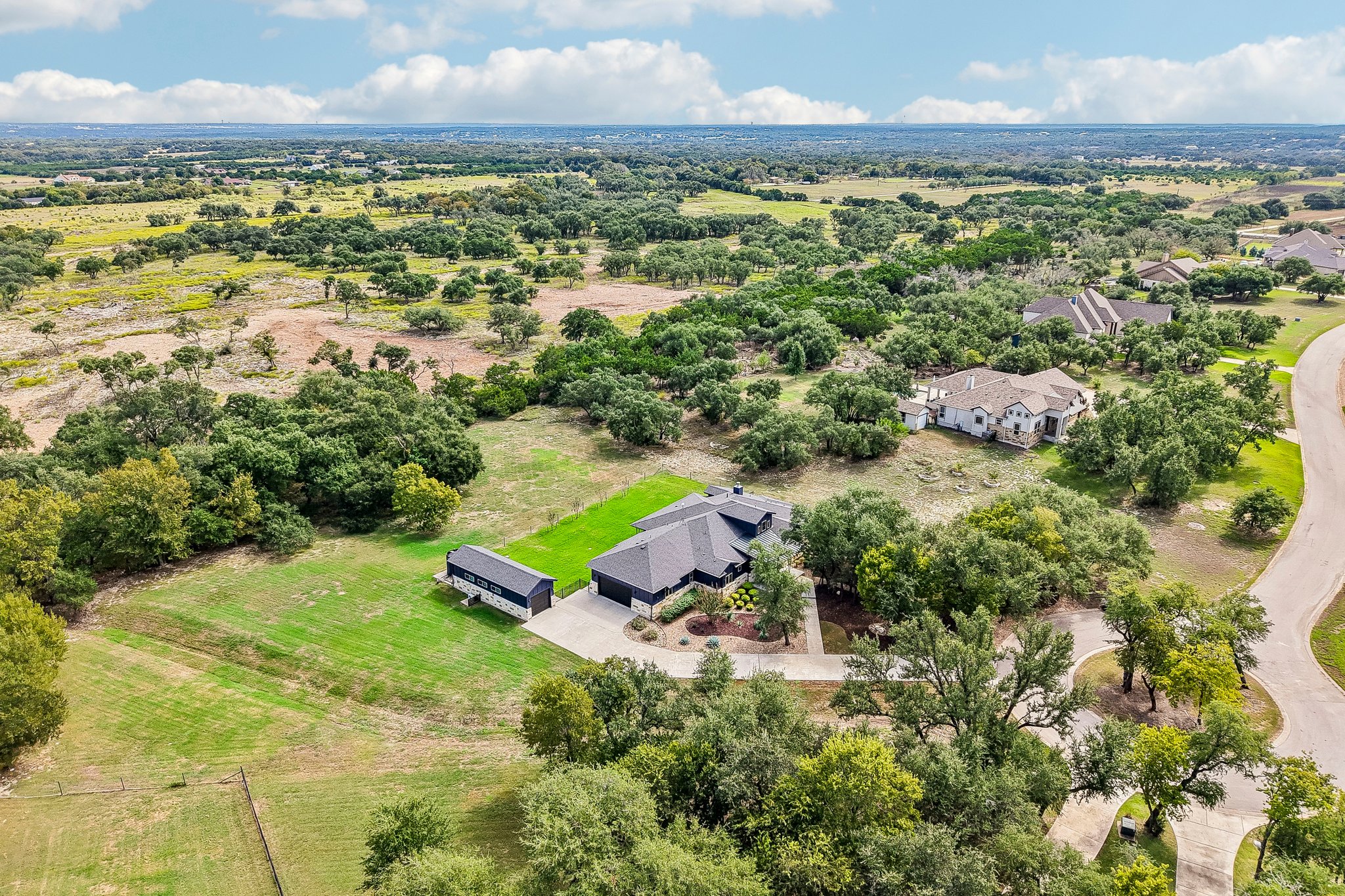 main property photo 37
