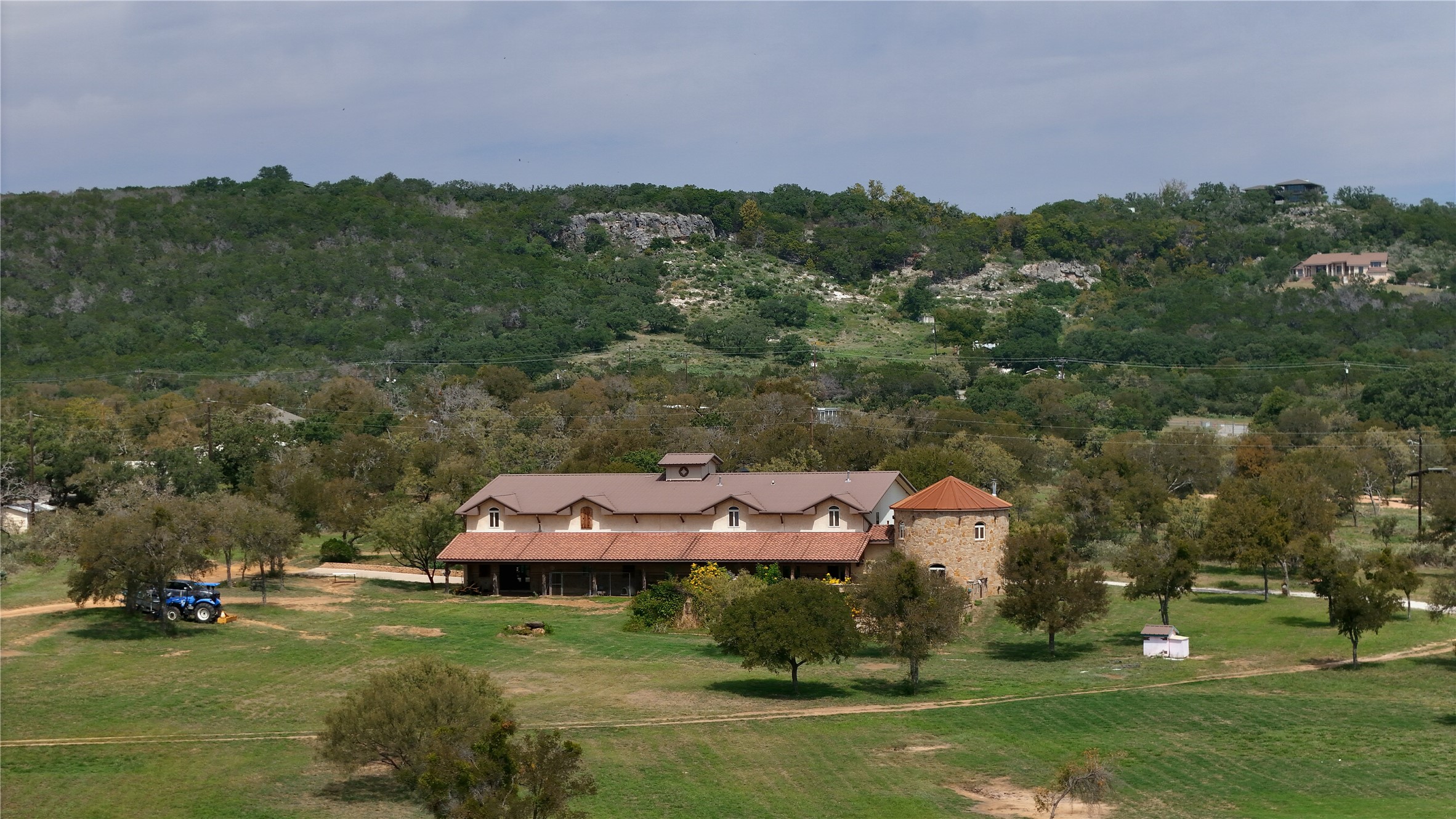 main property photo 19