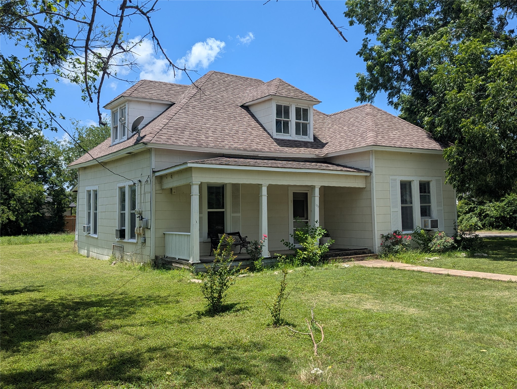 main property photo 1