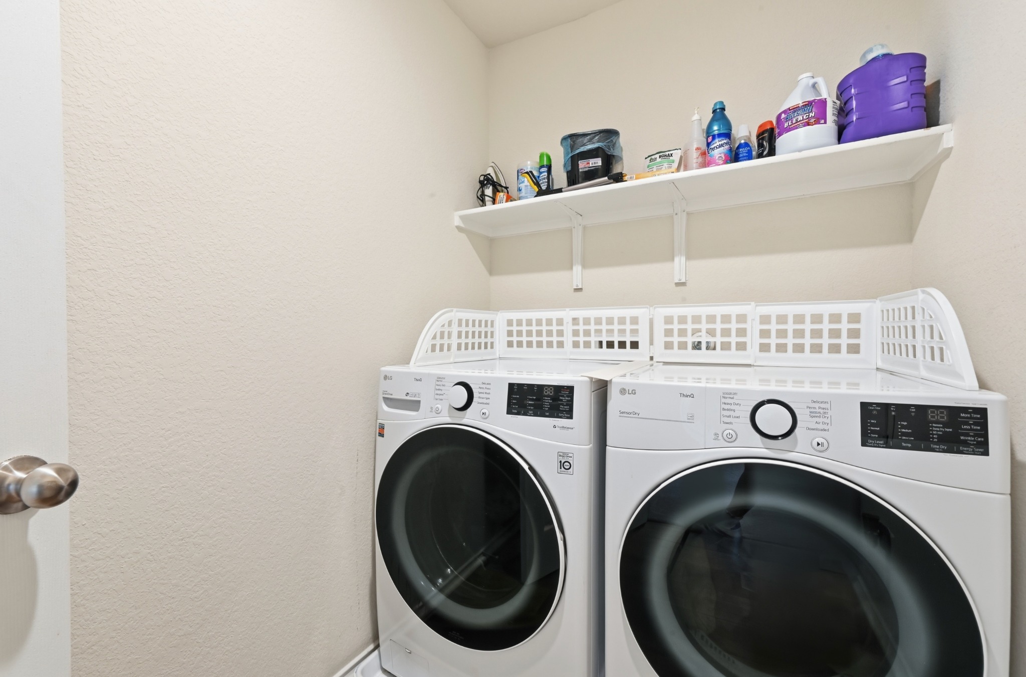 main property photo 23
