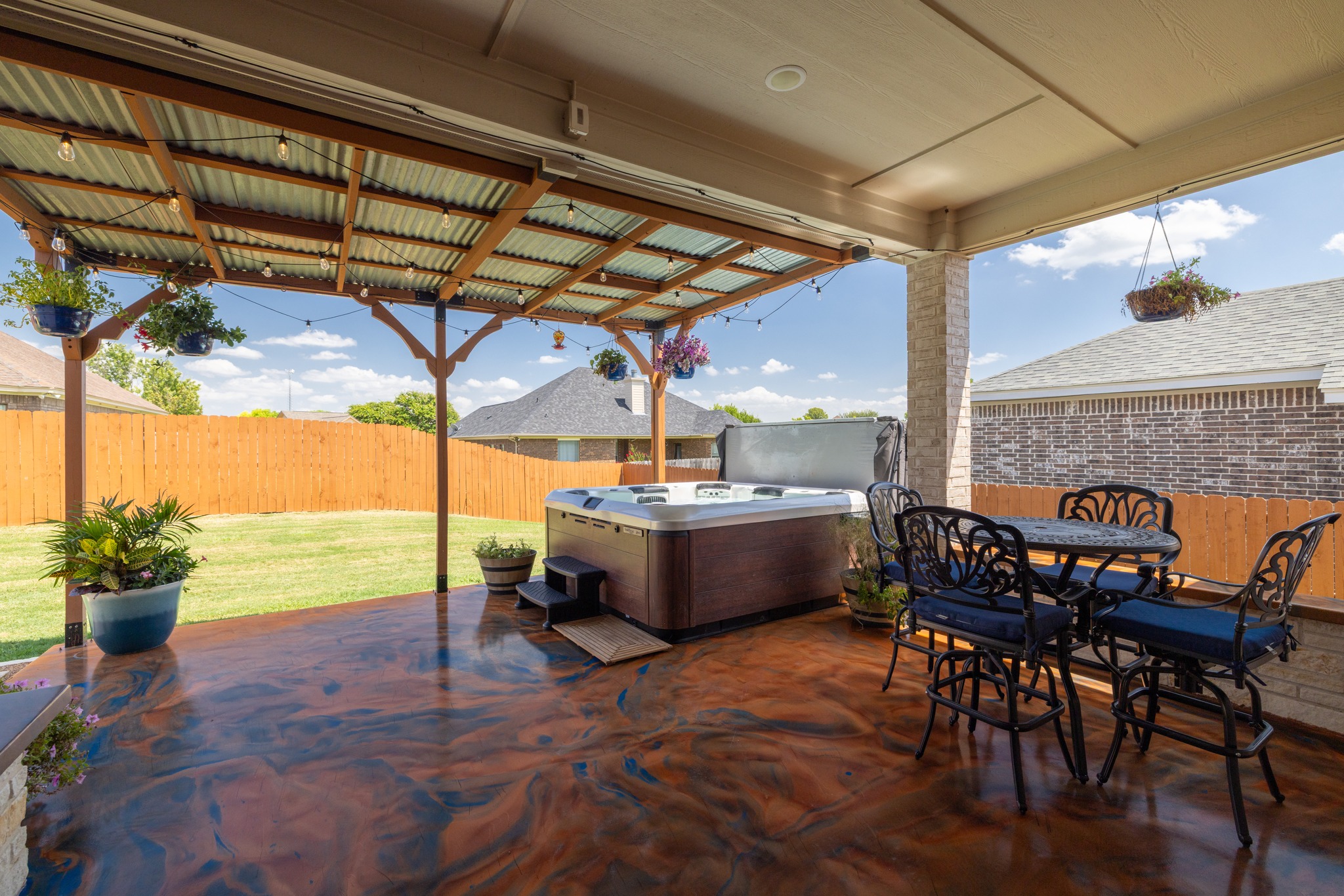 main property photo 30