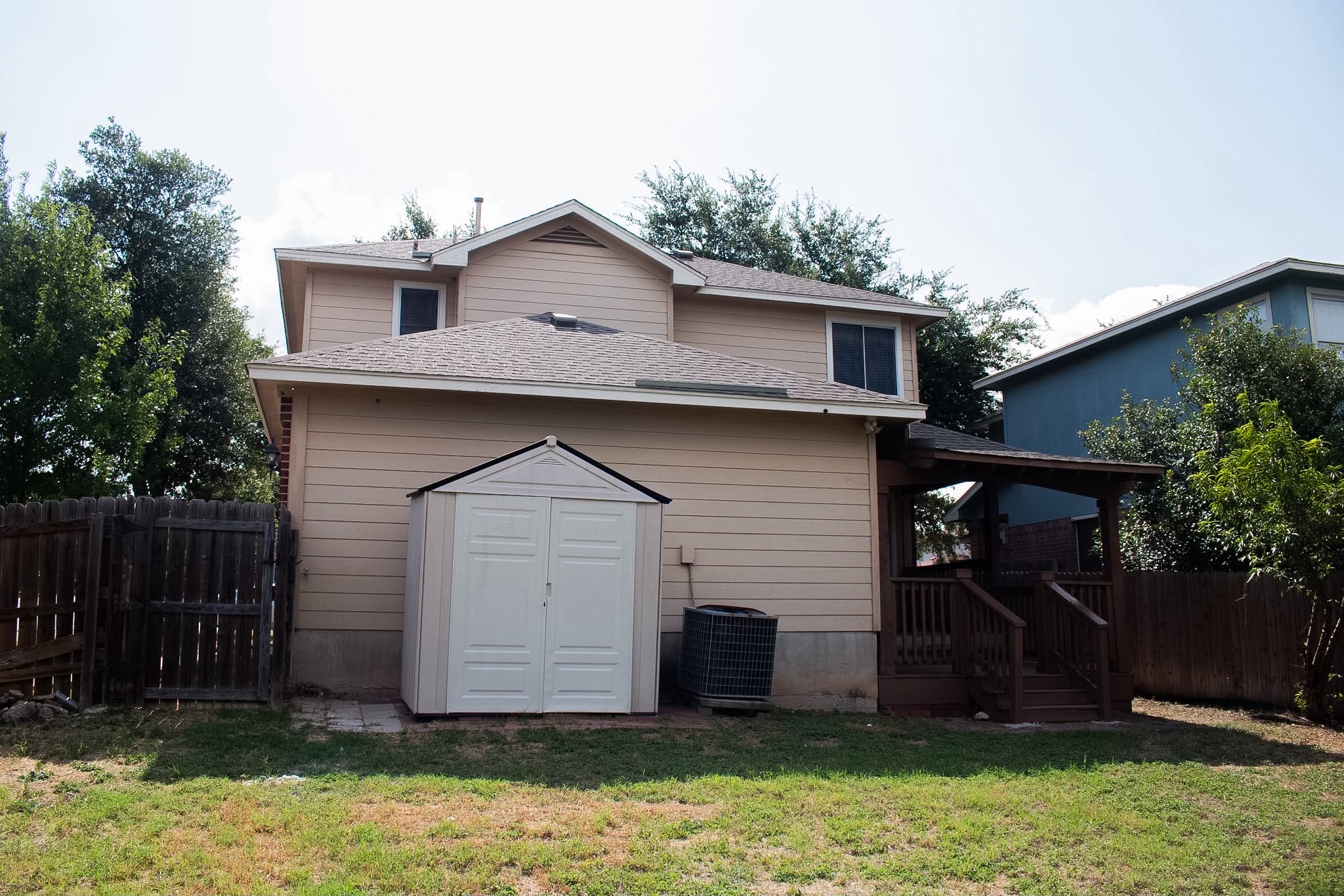 main property photo 32