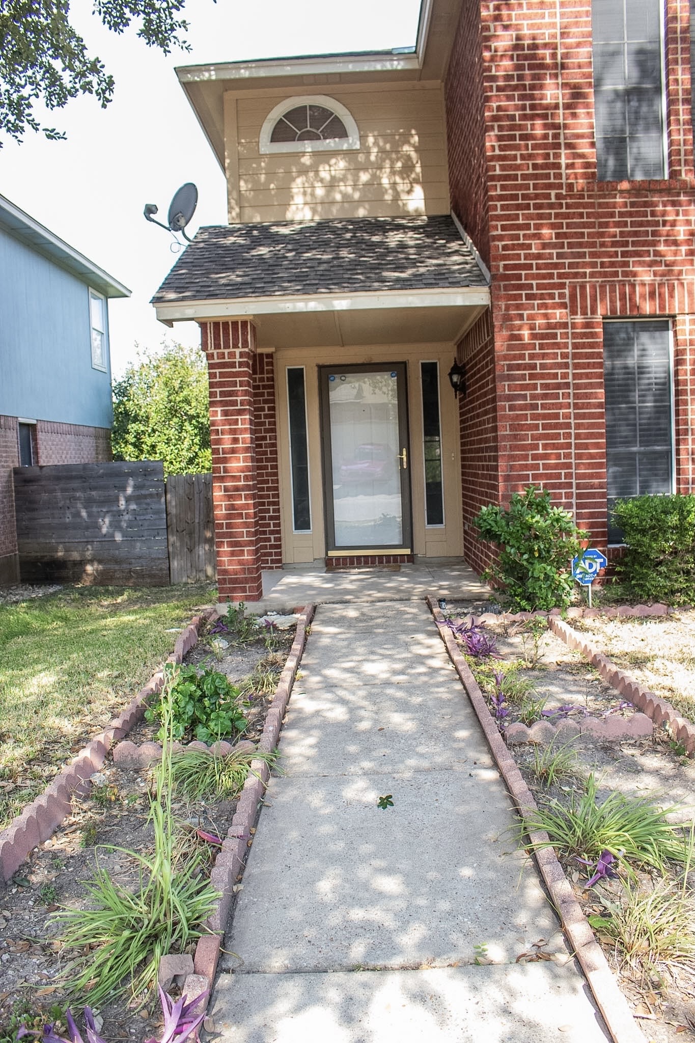 main property photo 5