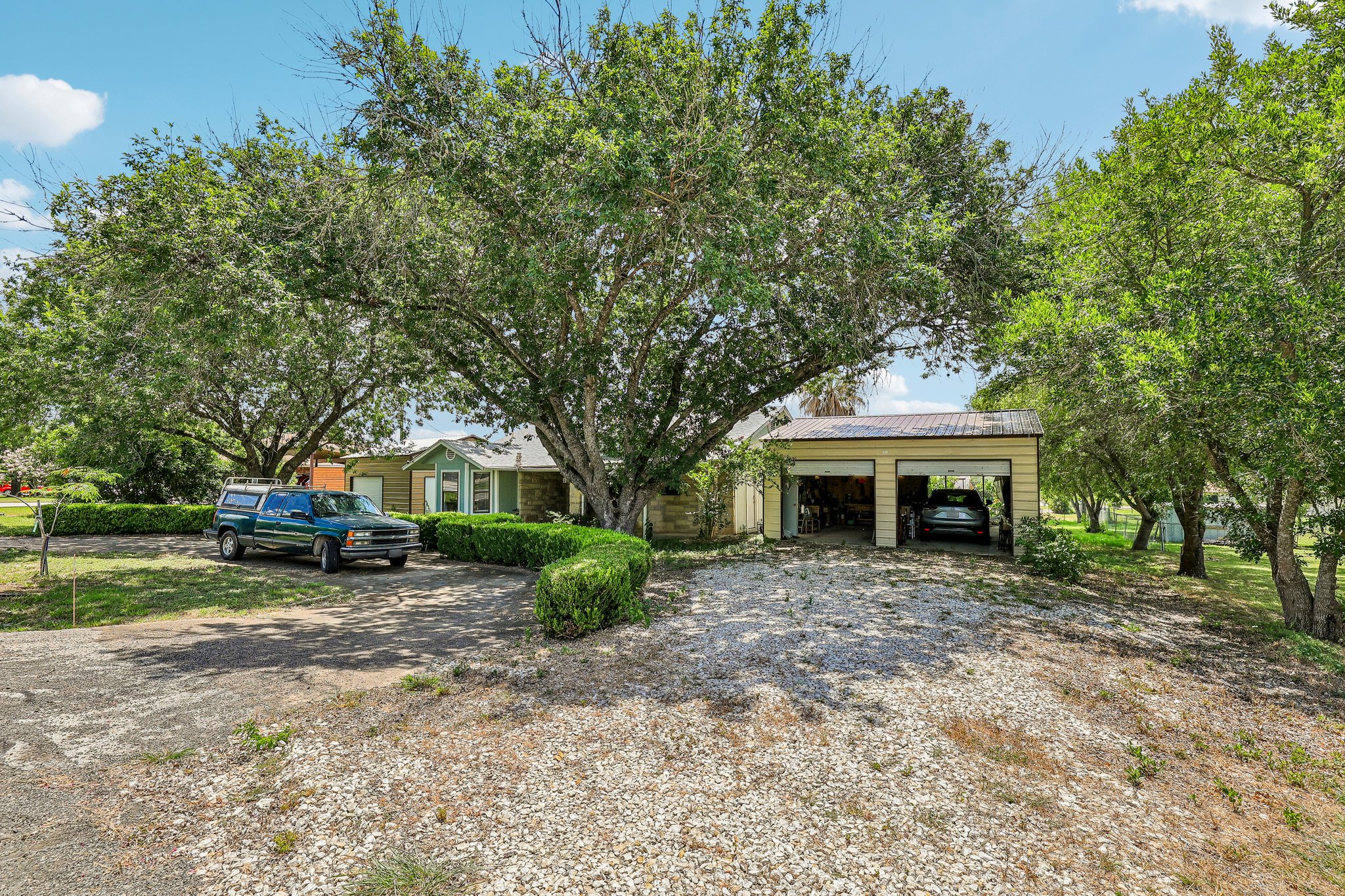 main property photo 20