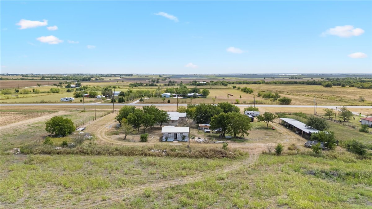 main property photo 7