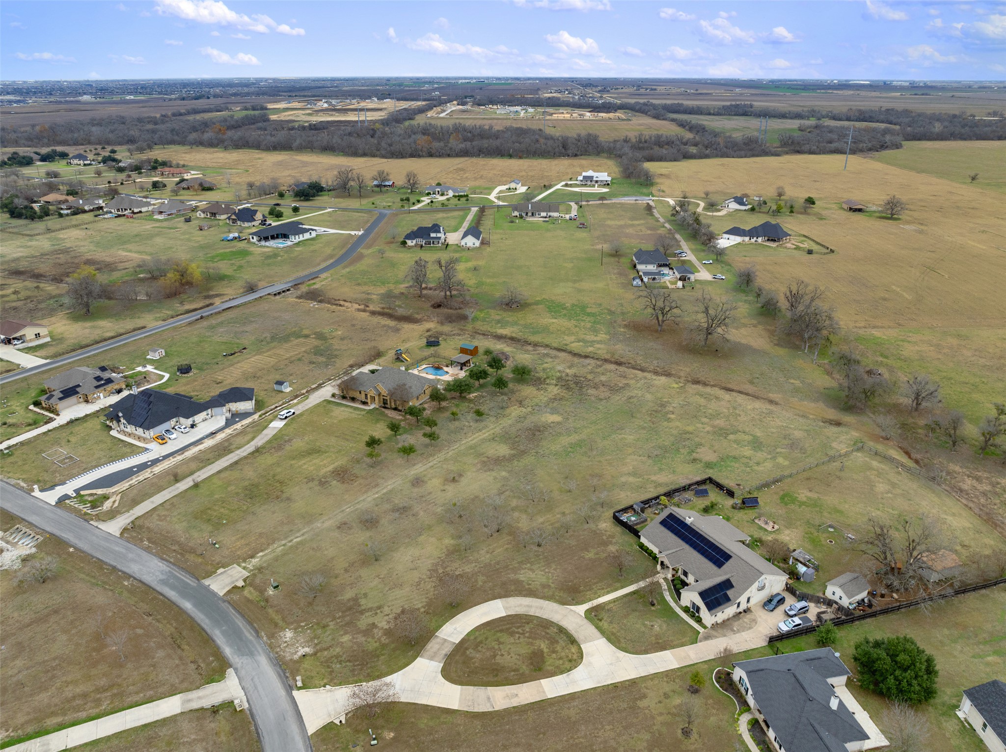 main property photo 27