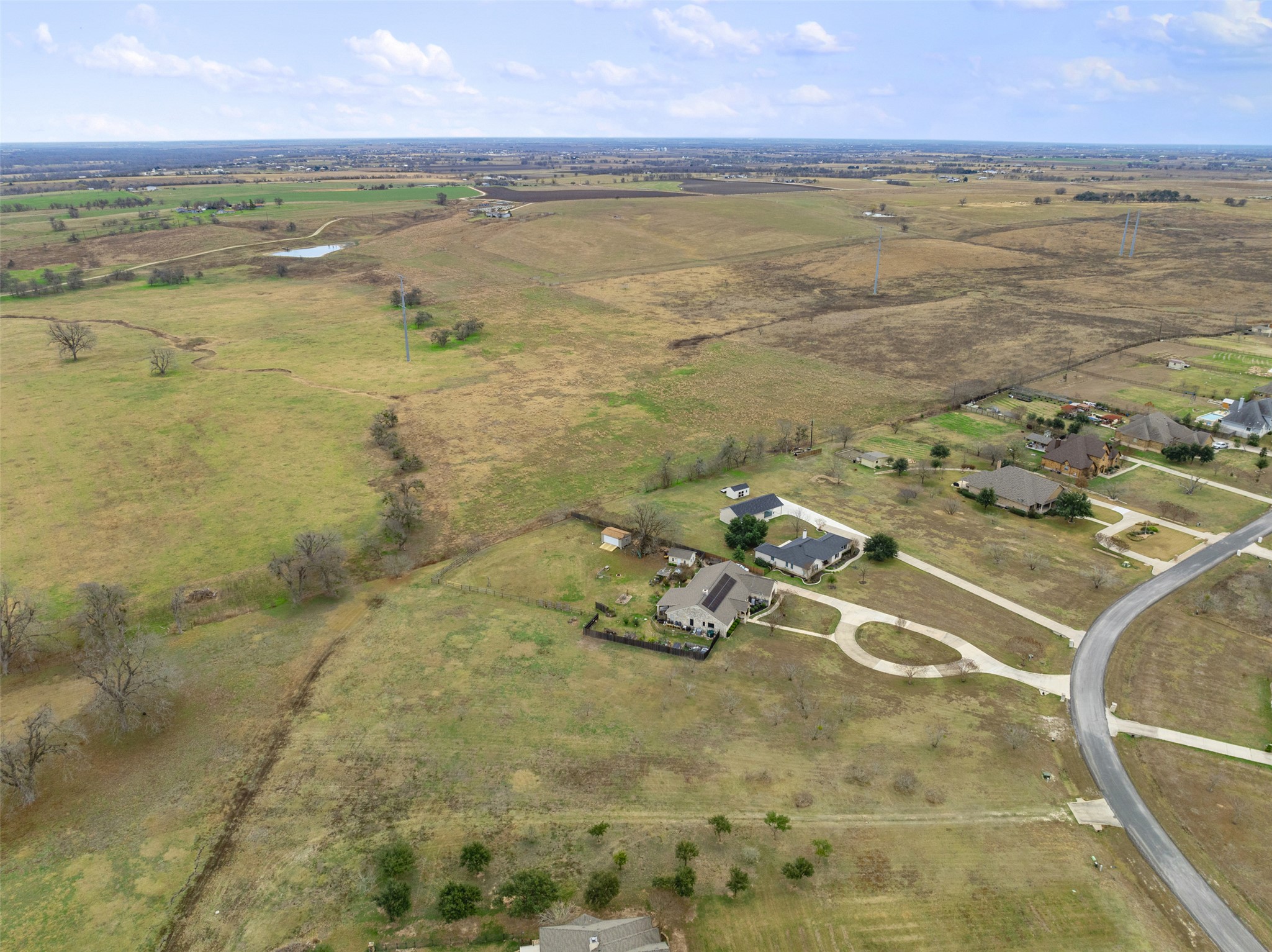 main property photo 6