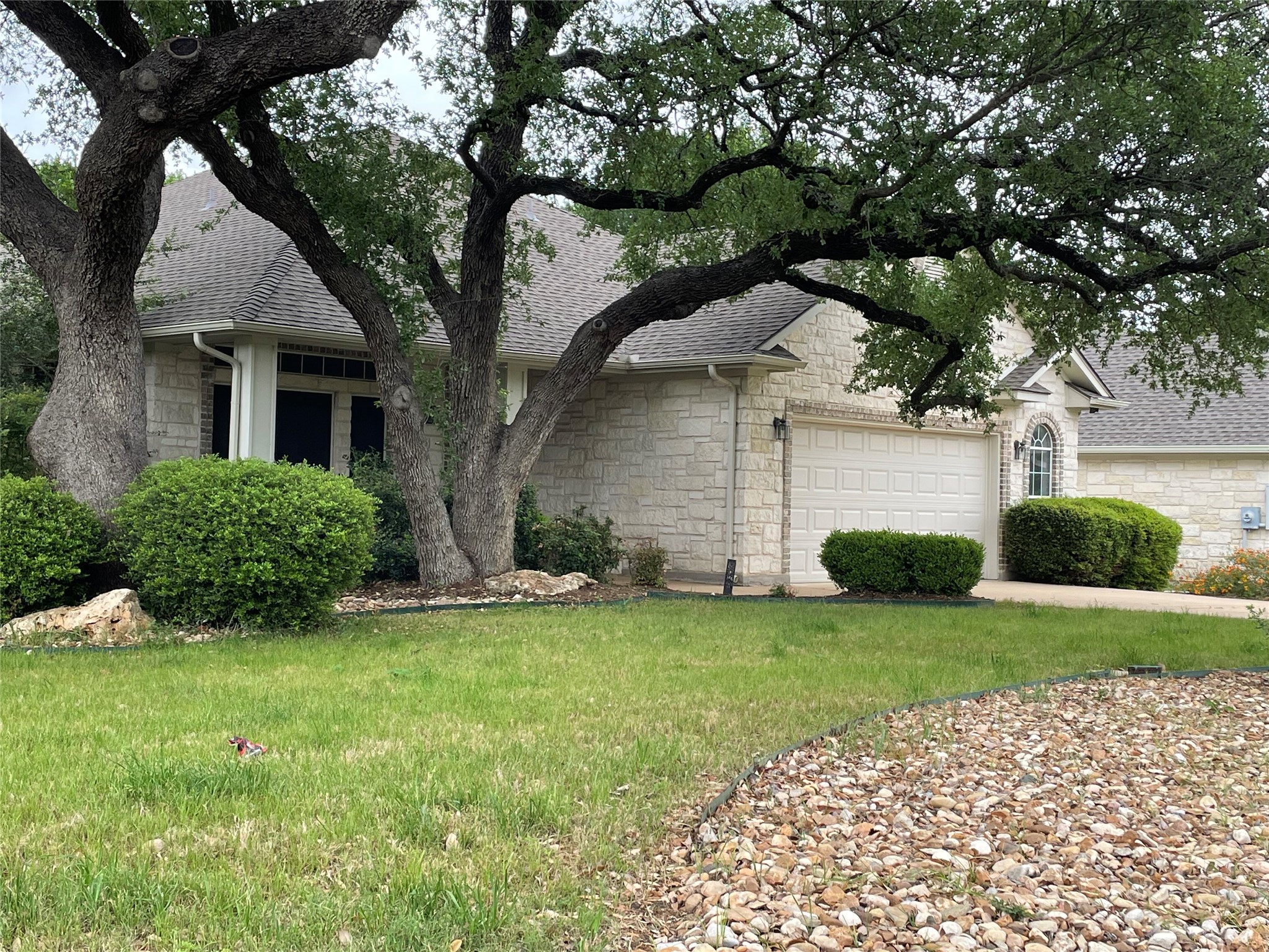 main property photo 13