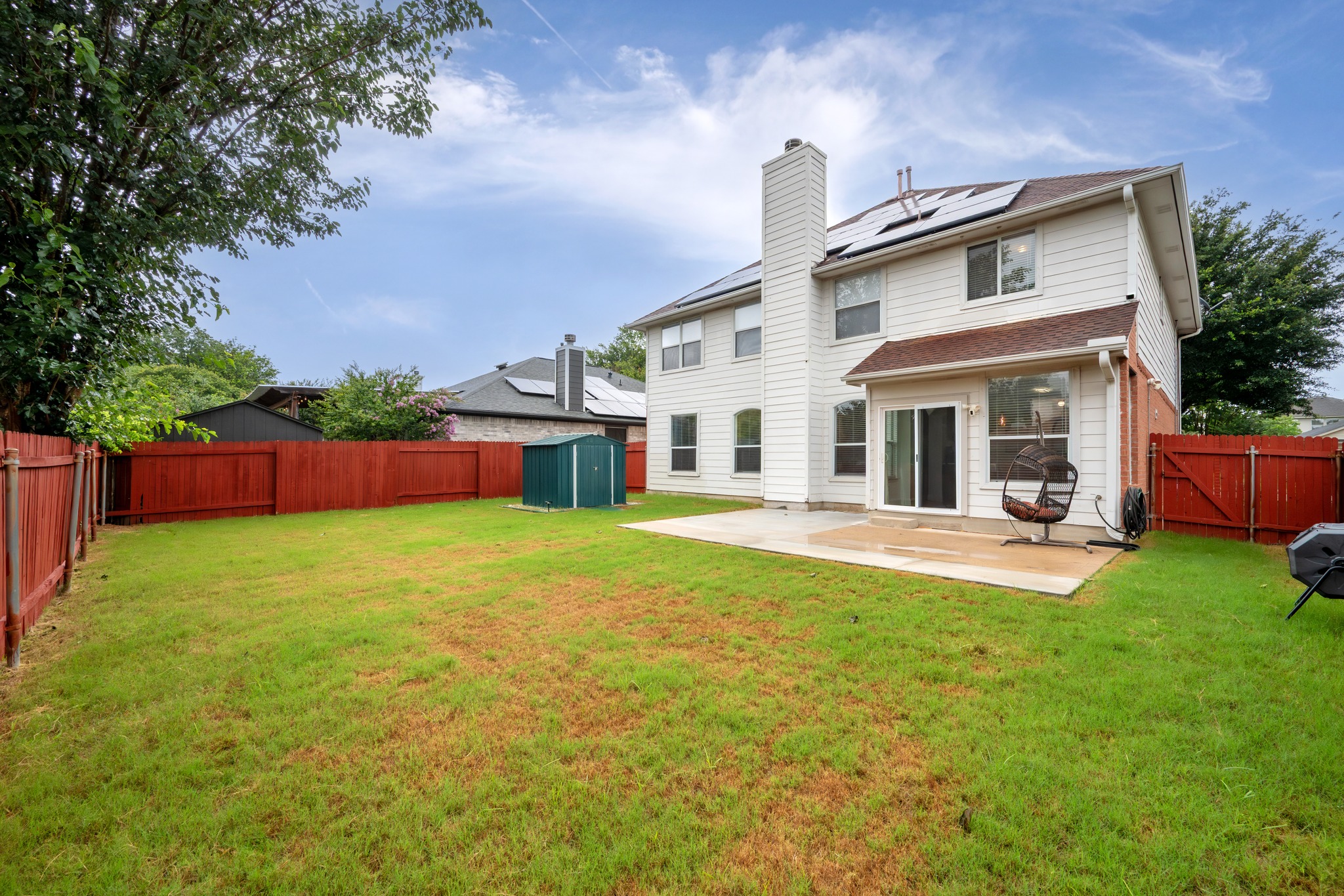 main property photo 28