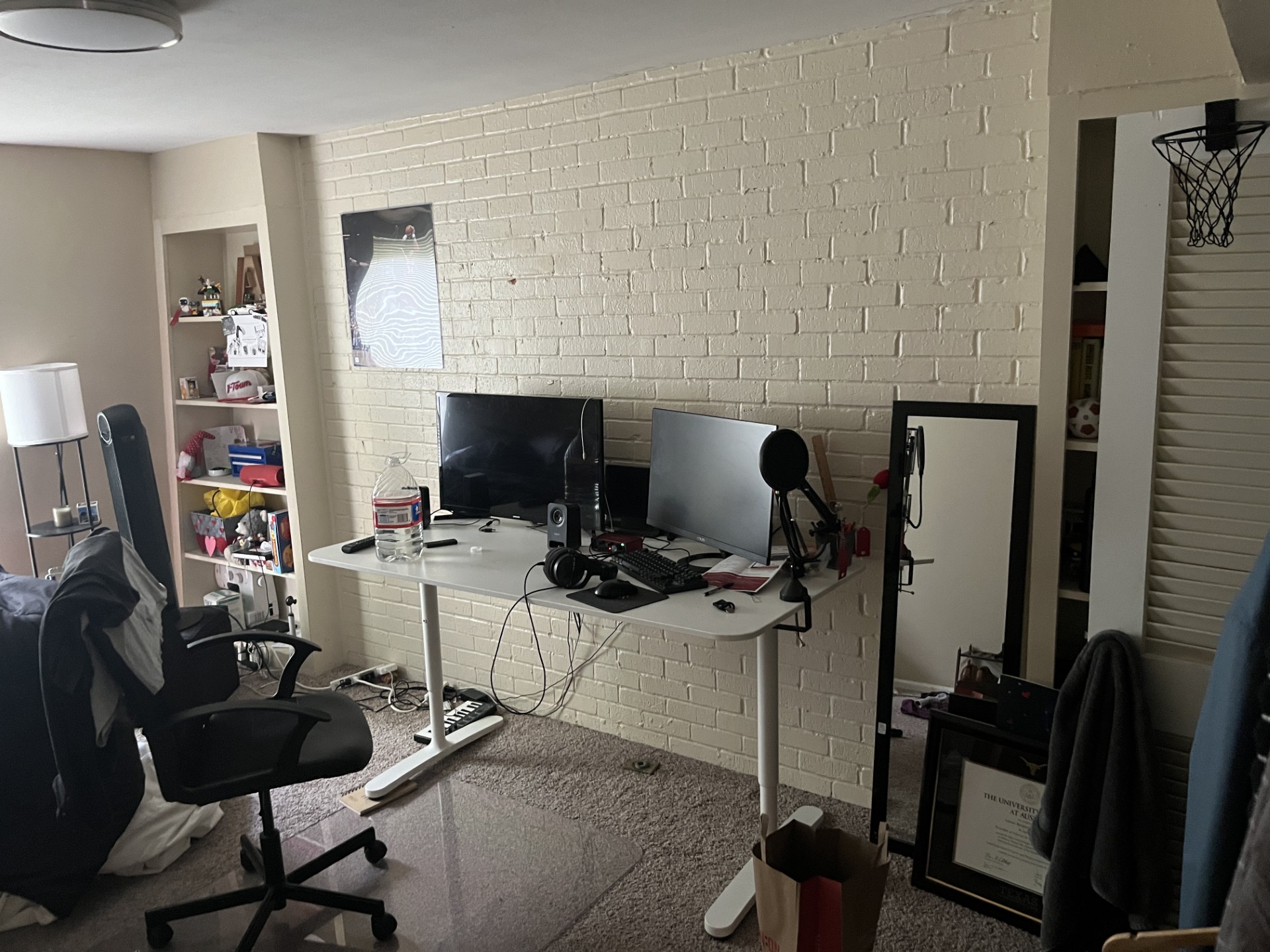 main property photo 13